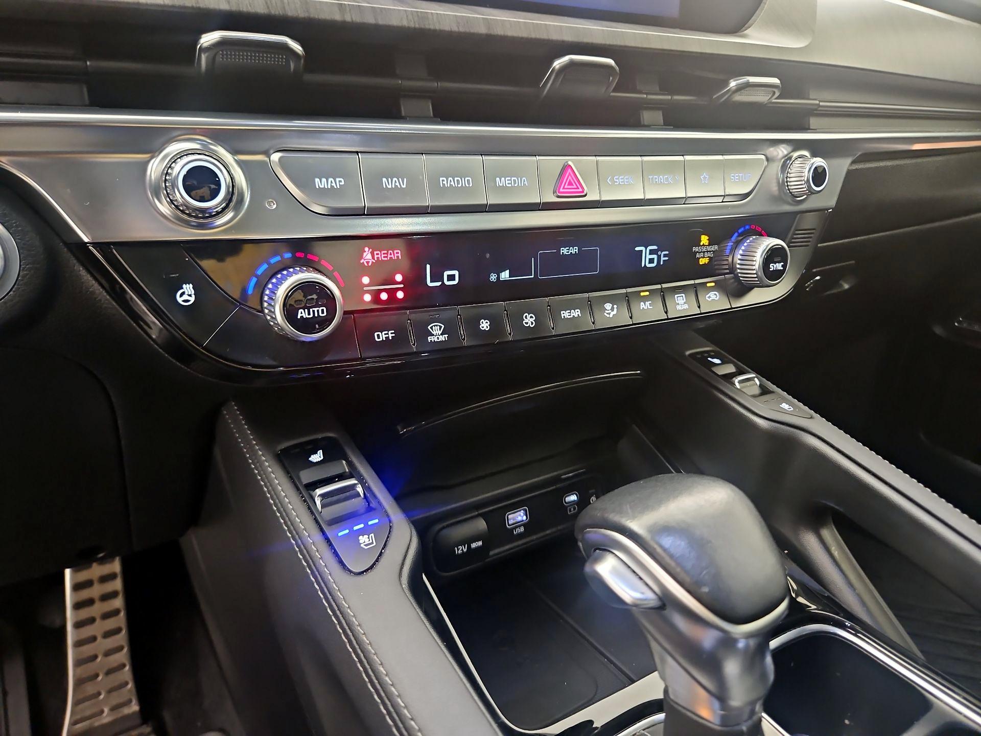 Thumbnail: 2023 Kia Telluride - 15