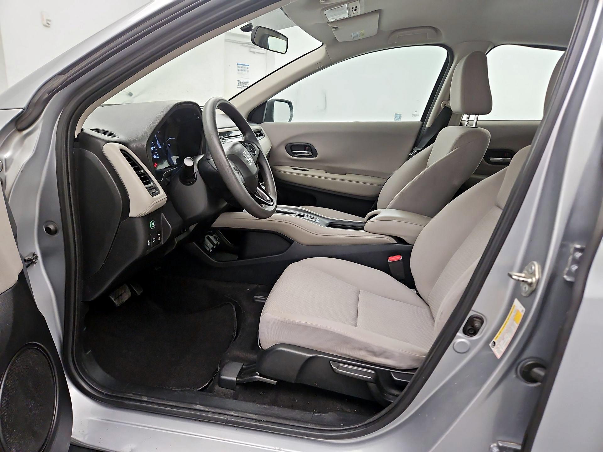 Thumbnail: 2018 Honda HR-V - 11