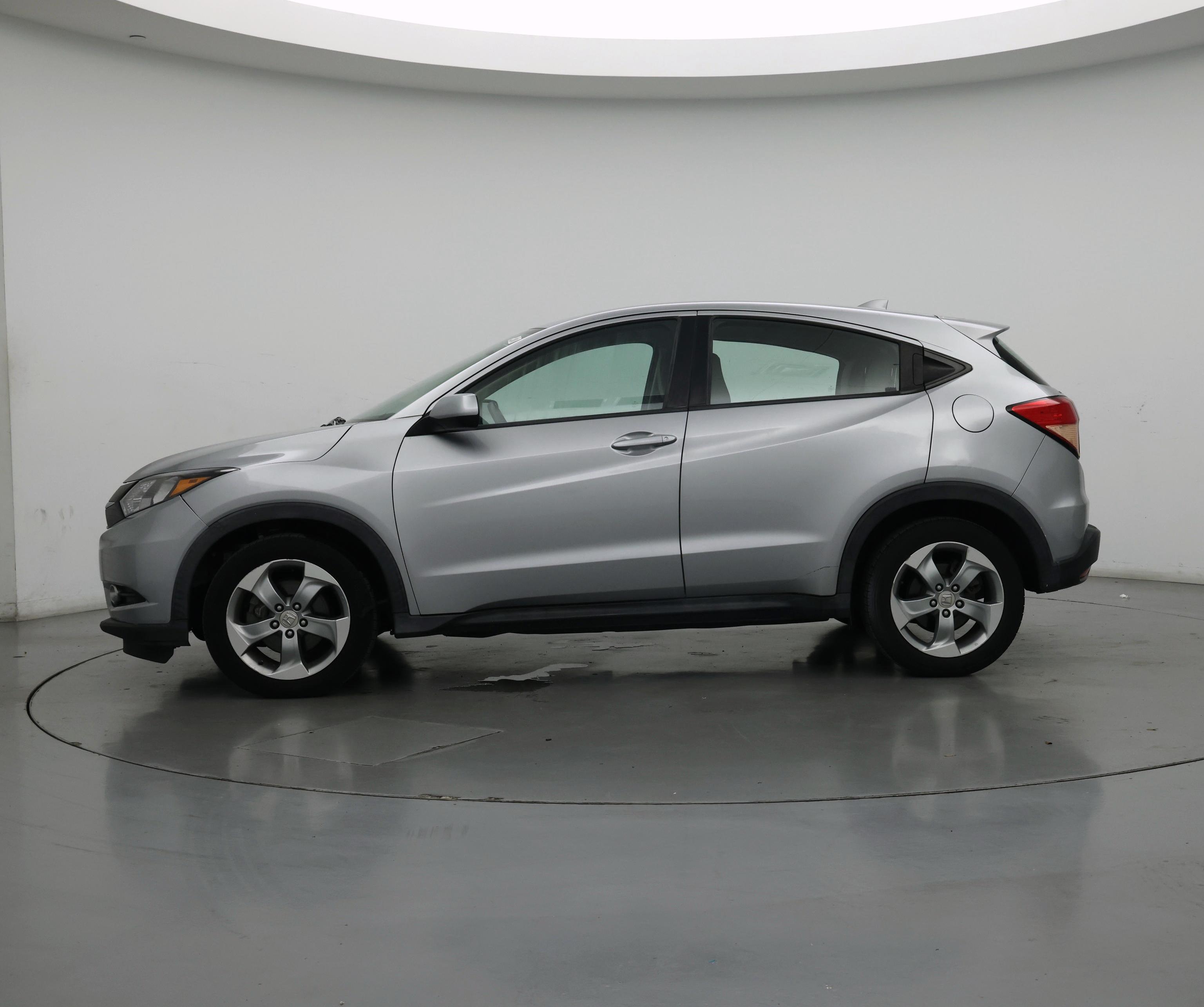 Thumbnail: 2018 Honda HR-V - 3
