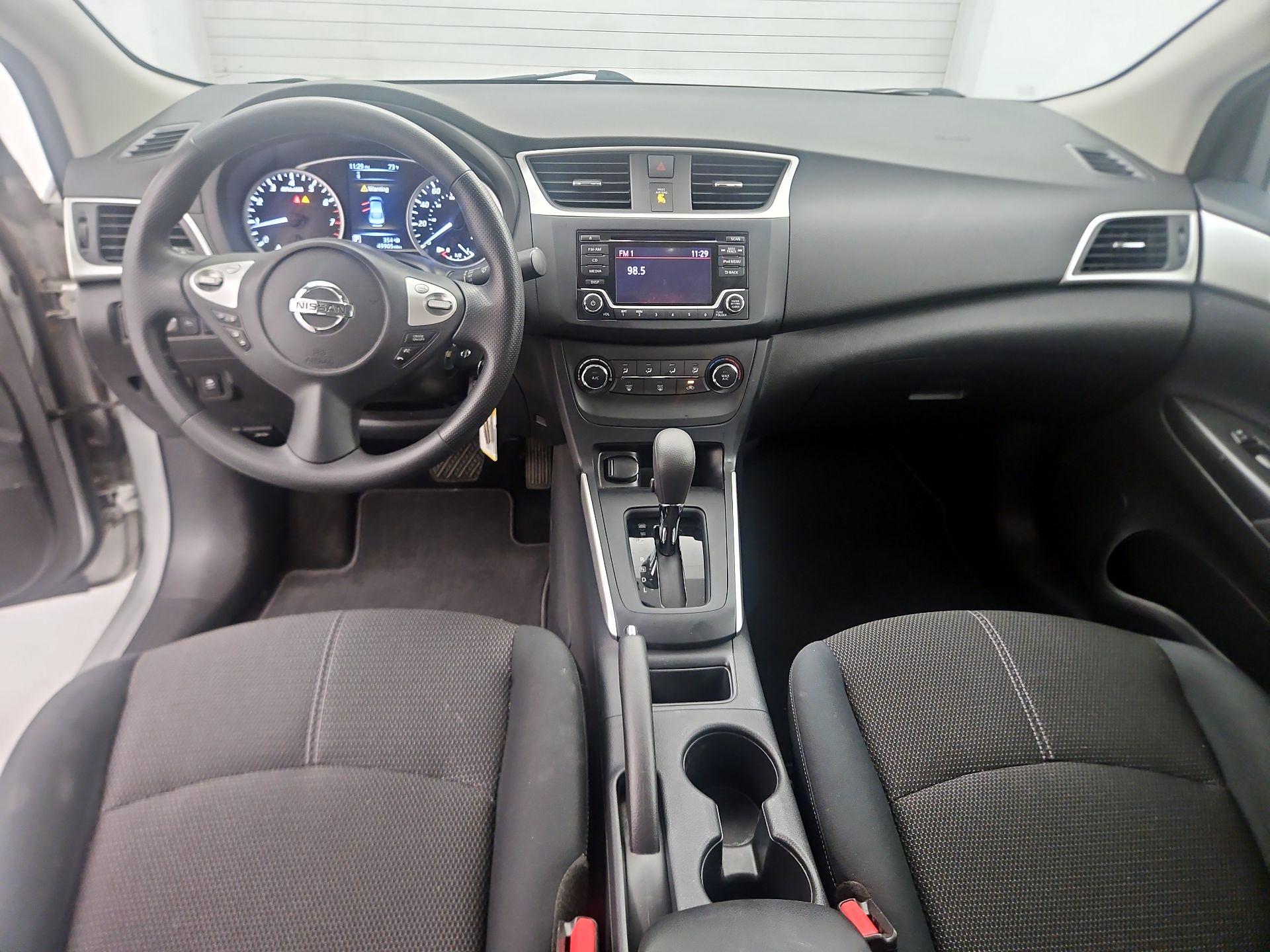 Thumbnail: 2018 Nissan Sentra - 8