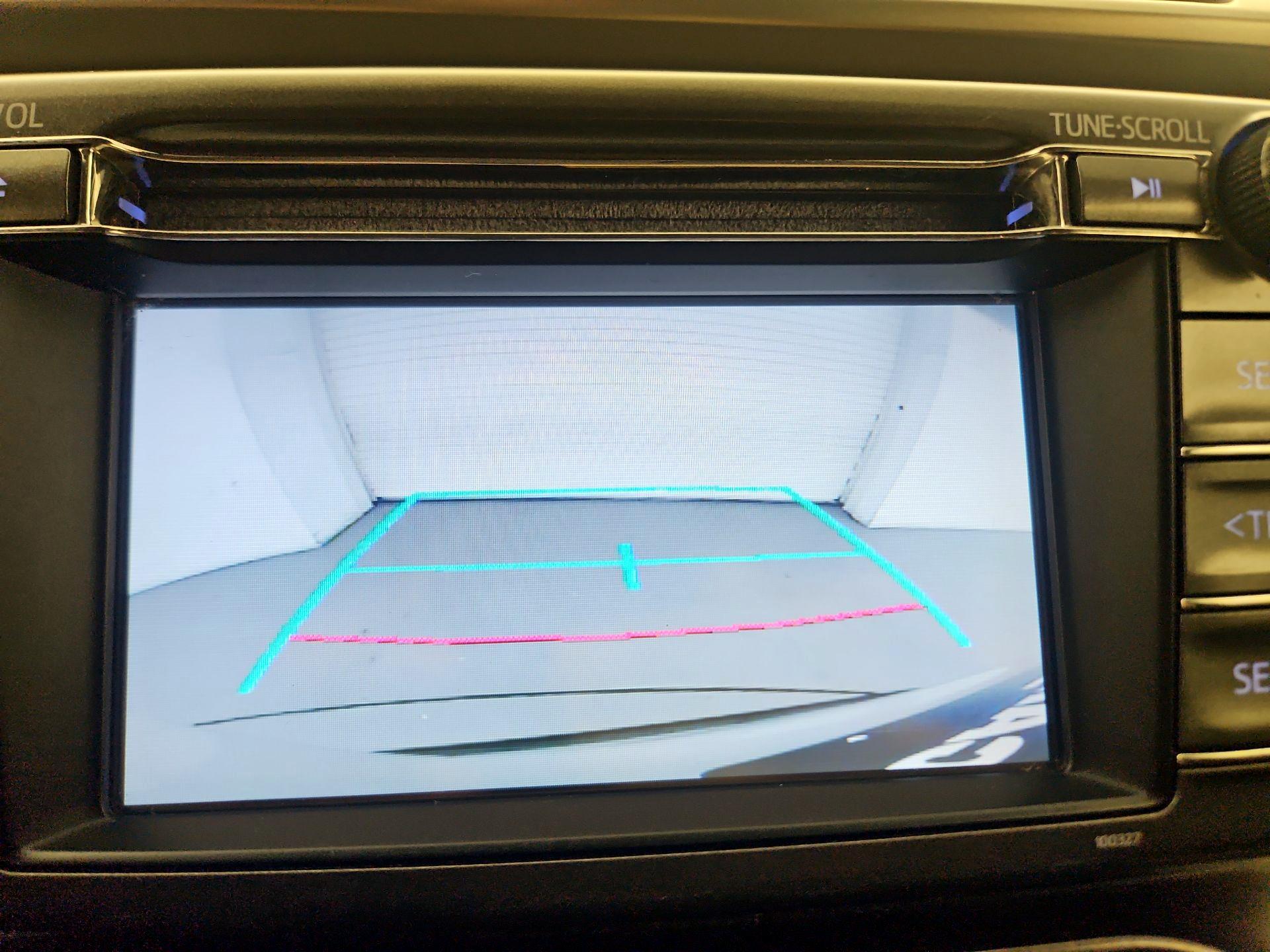 Thumbnail: 2015 Toyota RAV4 - 12