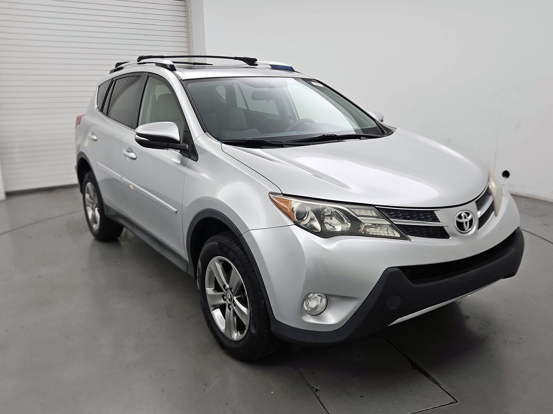 Thumbnail: 2015 Toyota RAV4 - 1
