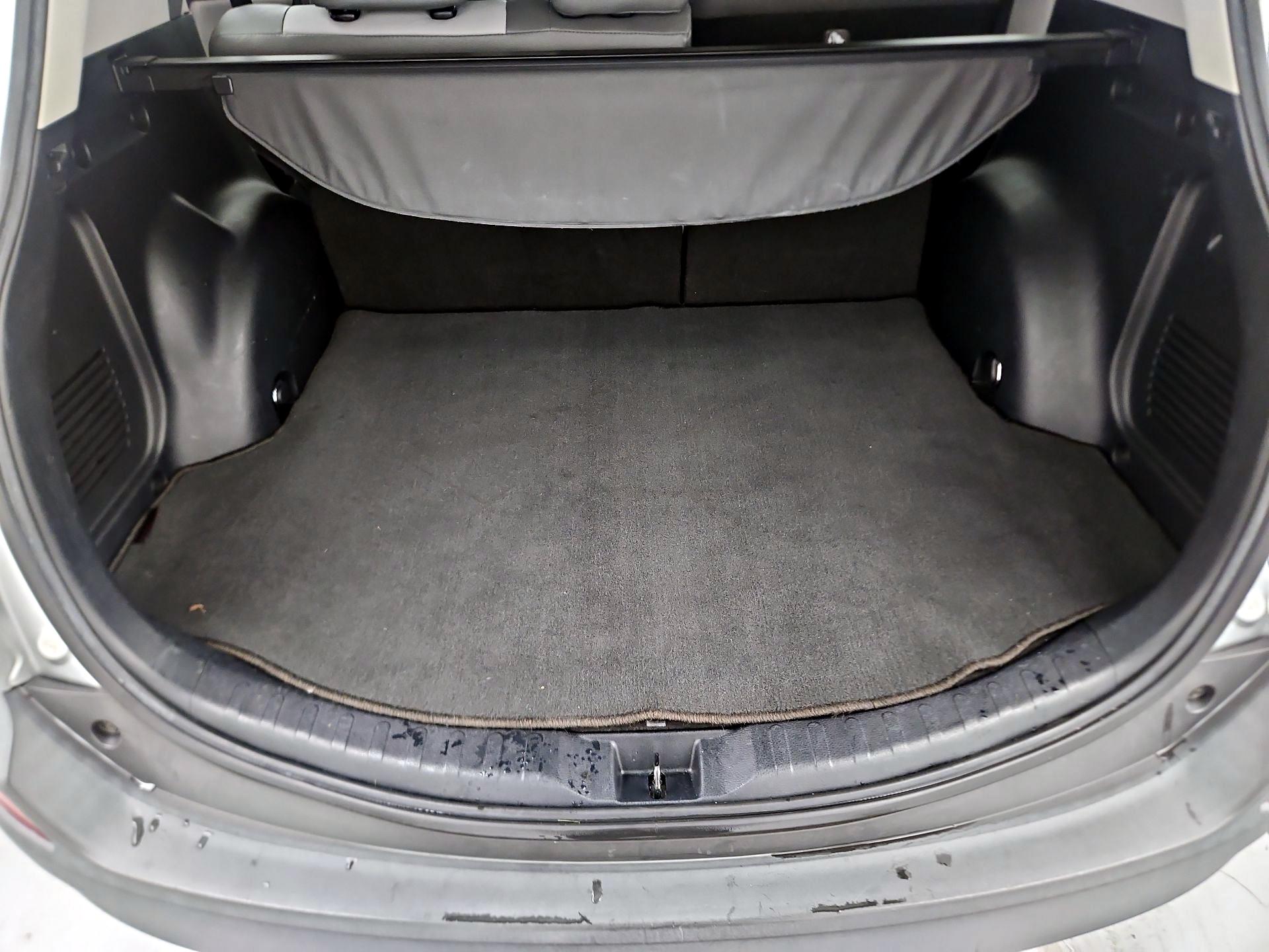 Thumbnail: 2015 Toyota RAV4 - 19