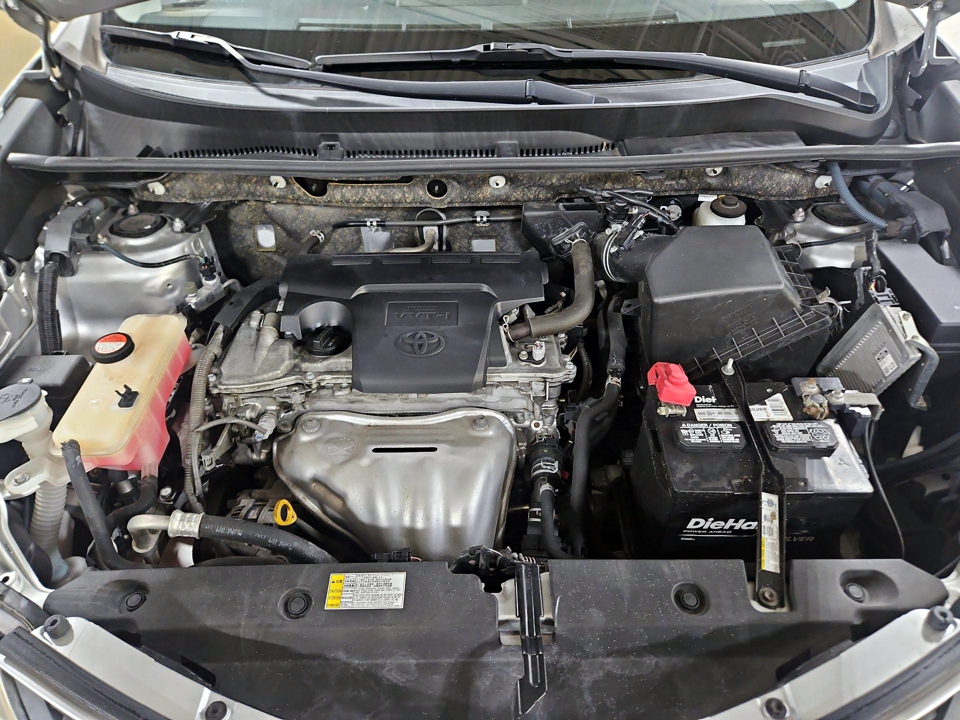 Thumbnail: 2015 Toyota RAV4 - 20