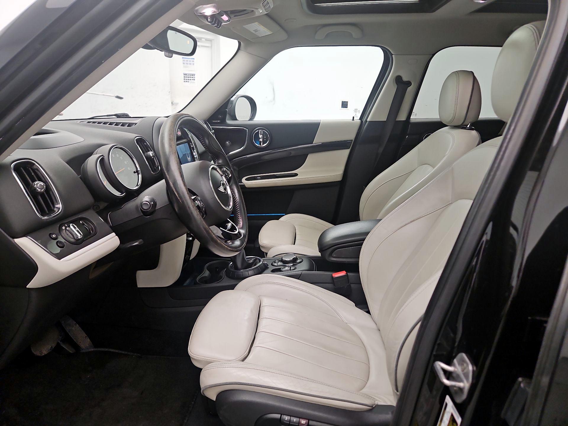 Thumbnail: 2017 MINI Cooper Countryman - 9