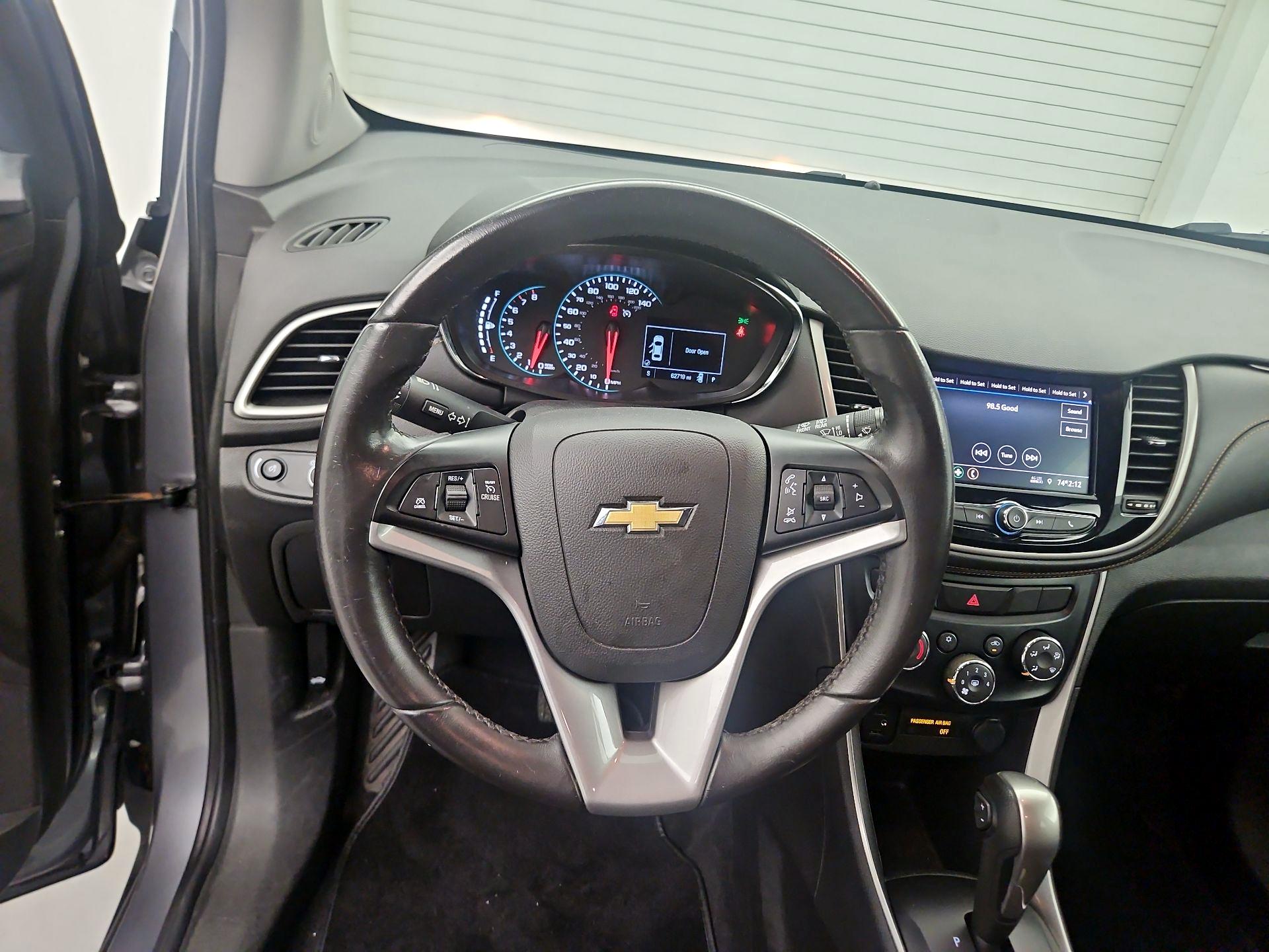 Thumbnail: 2020 Chevrolet Trax - 10