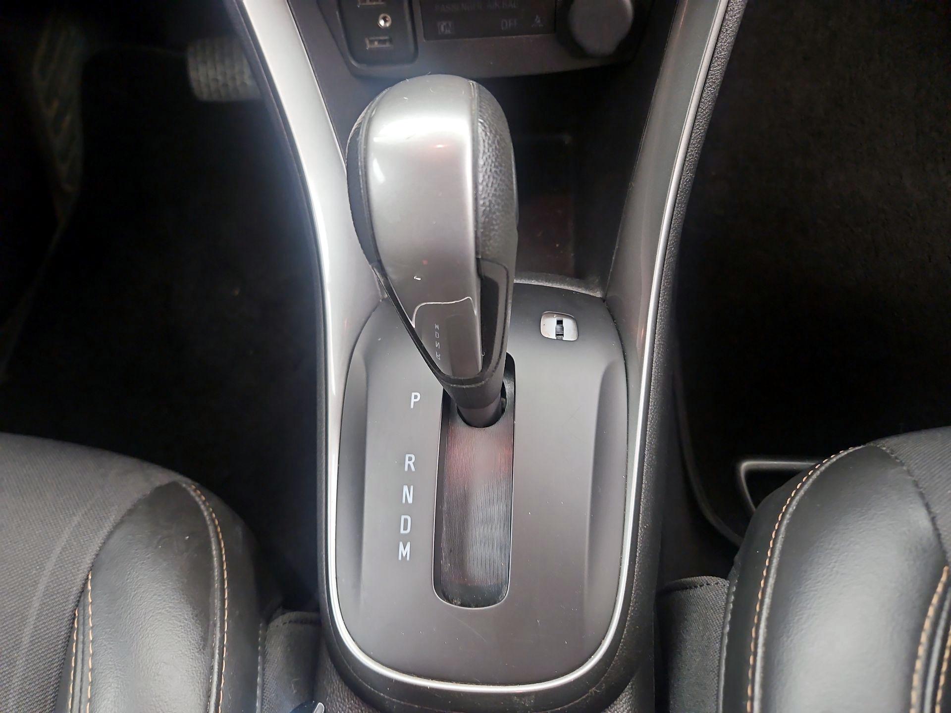 Thumbnail: 2020 Chevrolet Trax - 17