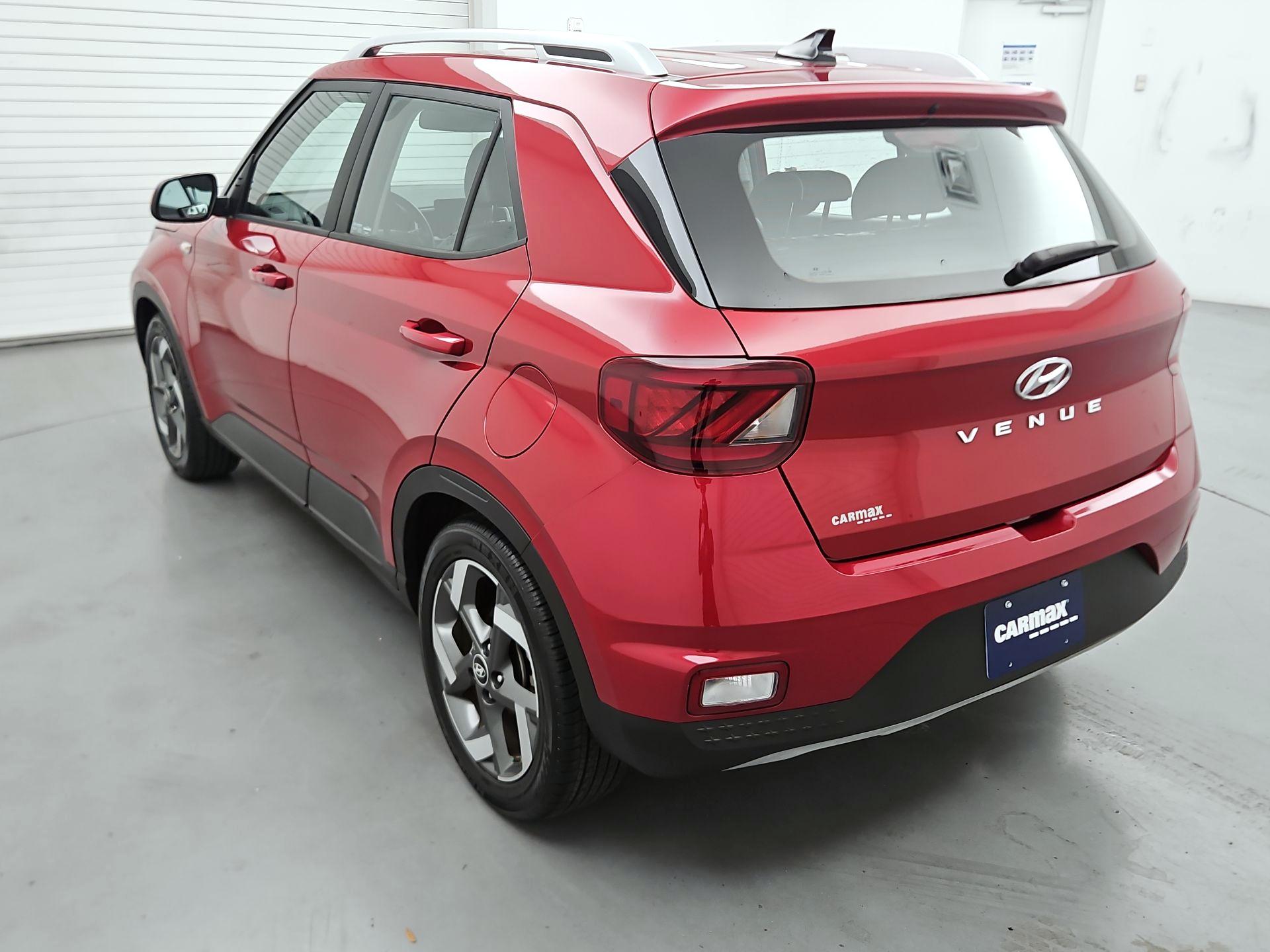 Thumbnail: 2022 Hyundai Venue - 7