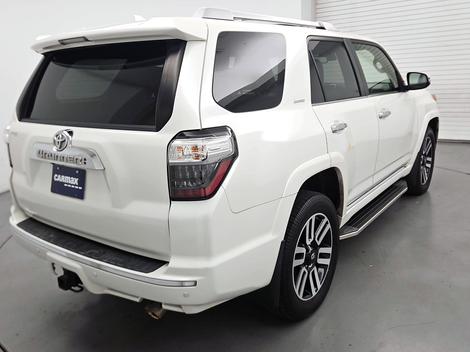 Thumbnail: 2020 Toyota 4Runner - 5