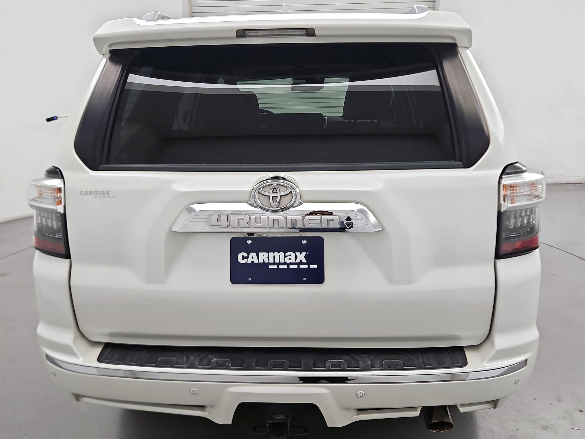 Thumbnail: 2020 Toyota 4Runner - 6