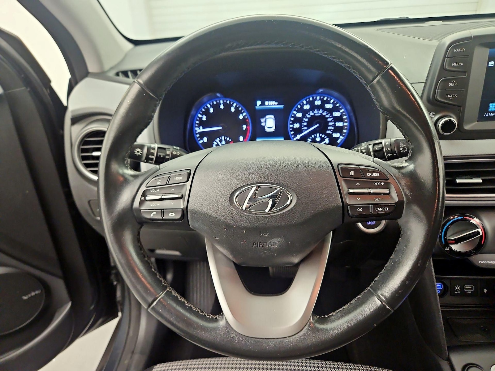 2020 Hyundai Kona SEL Plus - Photo 10