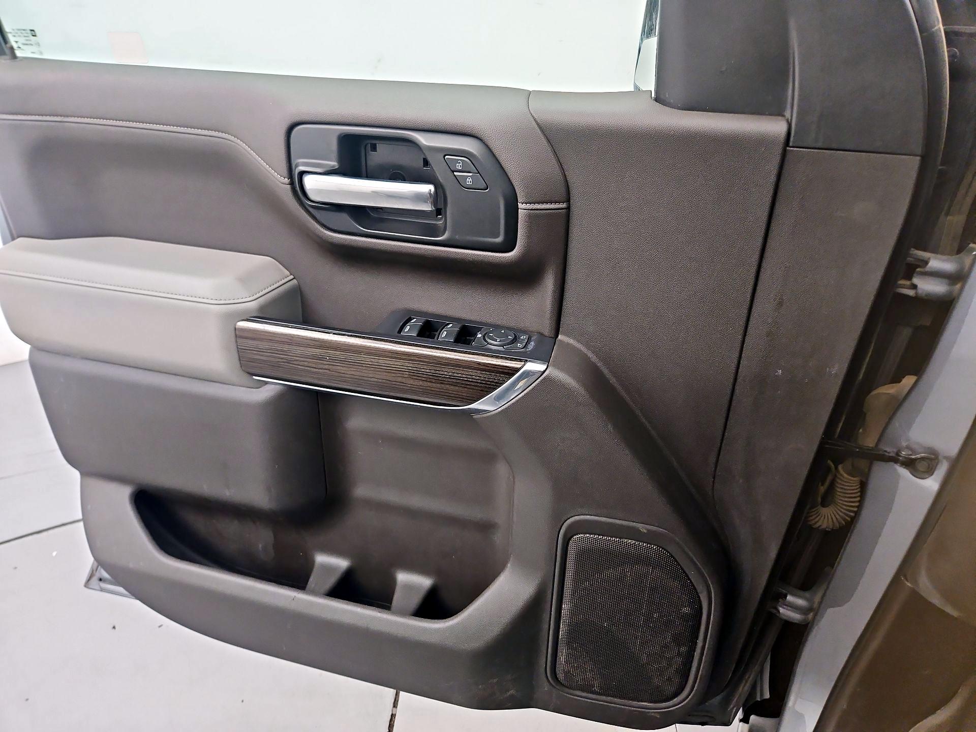 Thumbnail: 2021 Chevrolet Silverado 1500 - 10