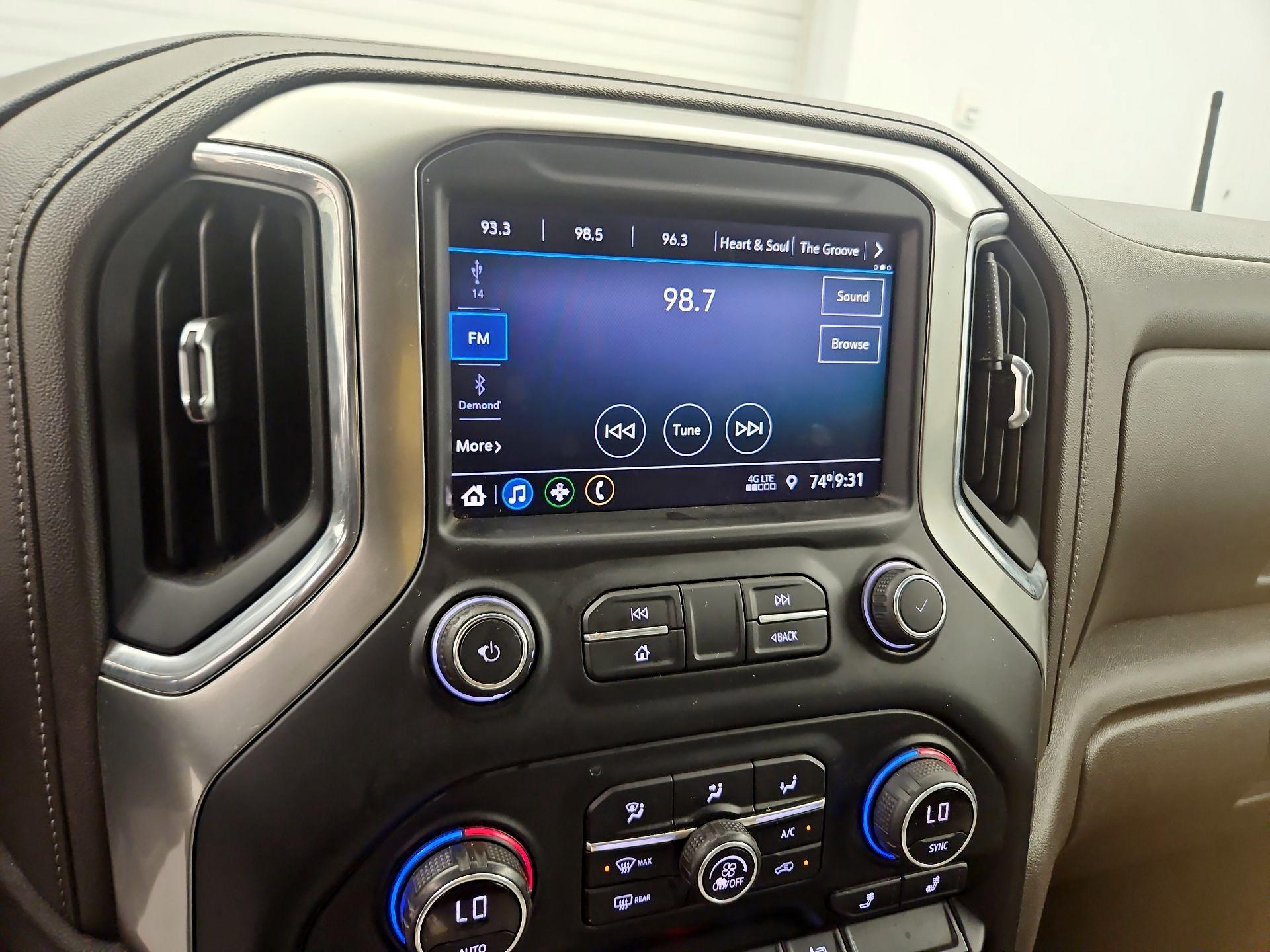 Thumbnail: 2021 Chevrolet Silverado 1500 - 13
