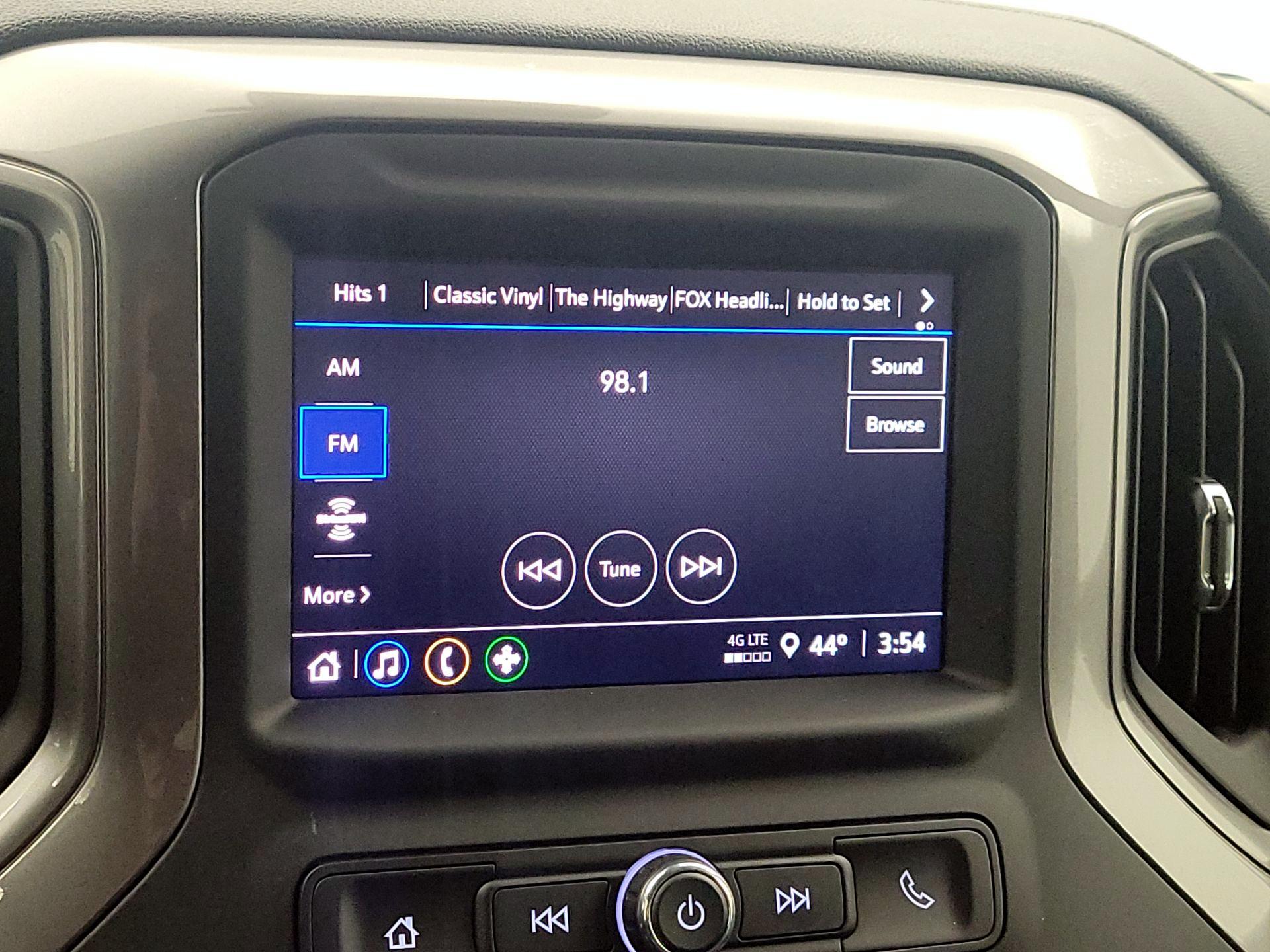 Thumbnail: 2024 Chevrolet Silverado 2500 - 16