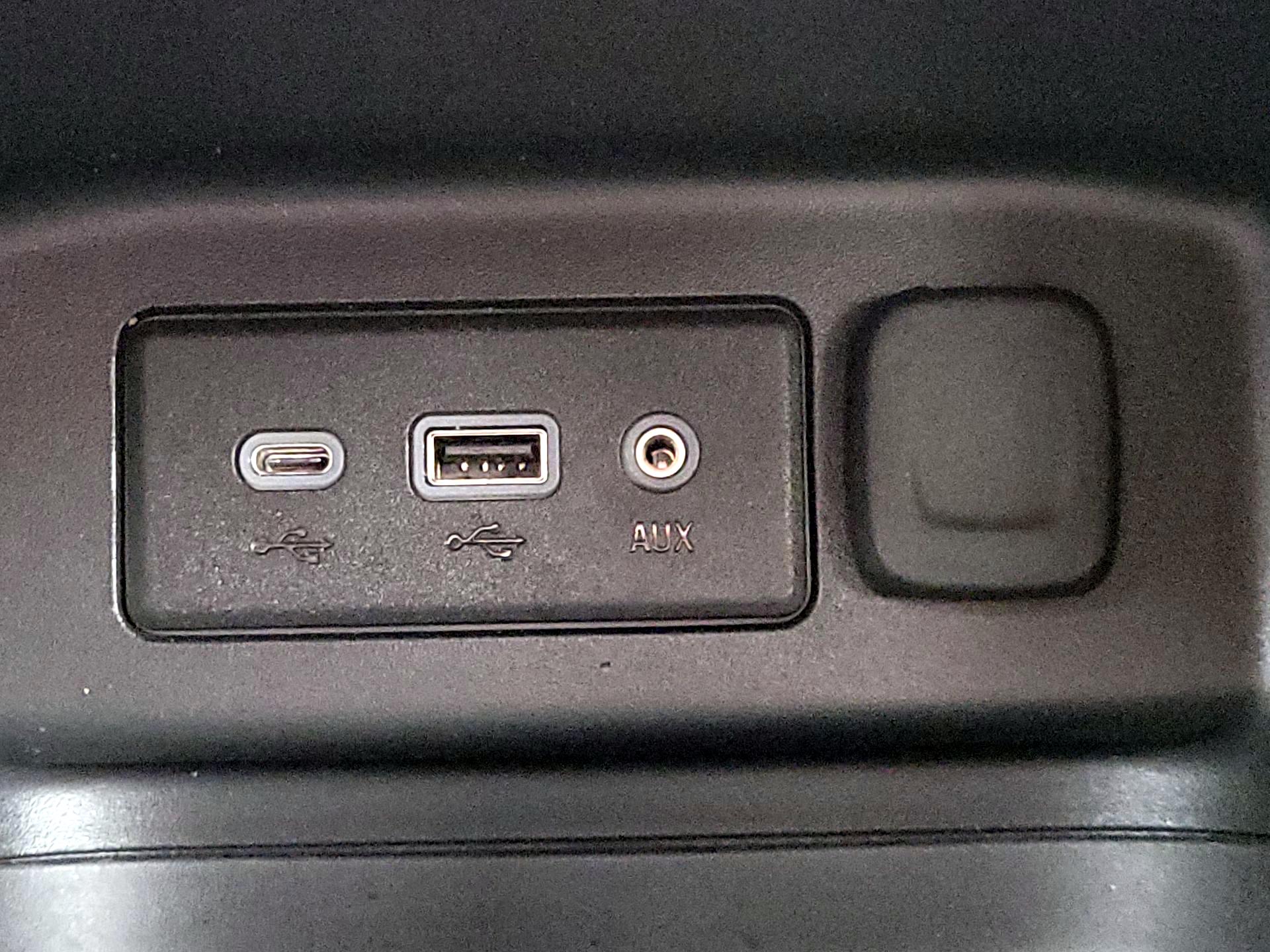 Thumbnail: 2023 Chevrolet Equinox - 19