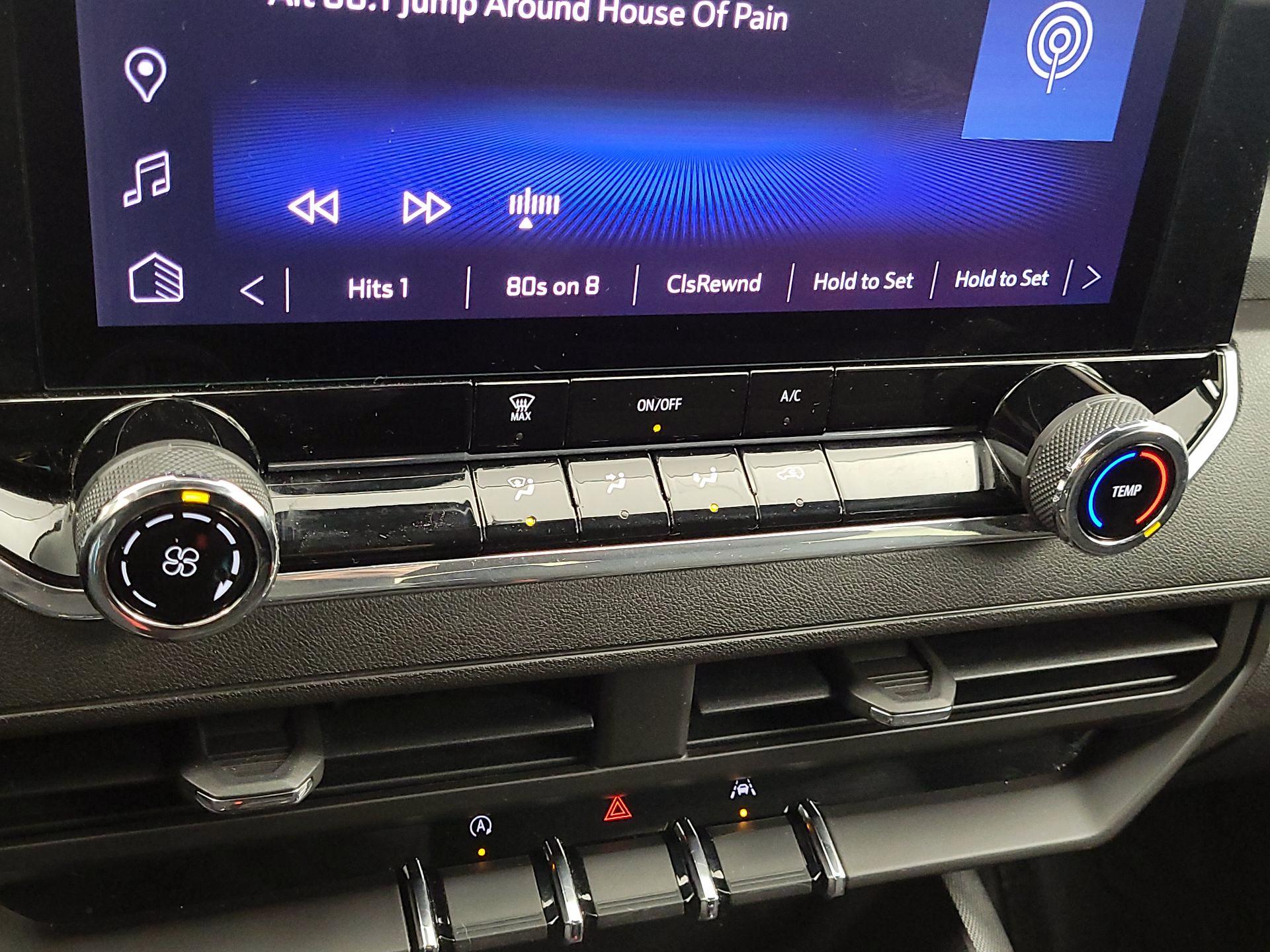 Thumbnail: 2023 Chevrolet Colorado - 16