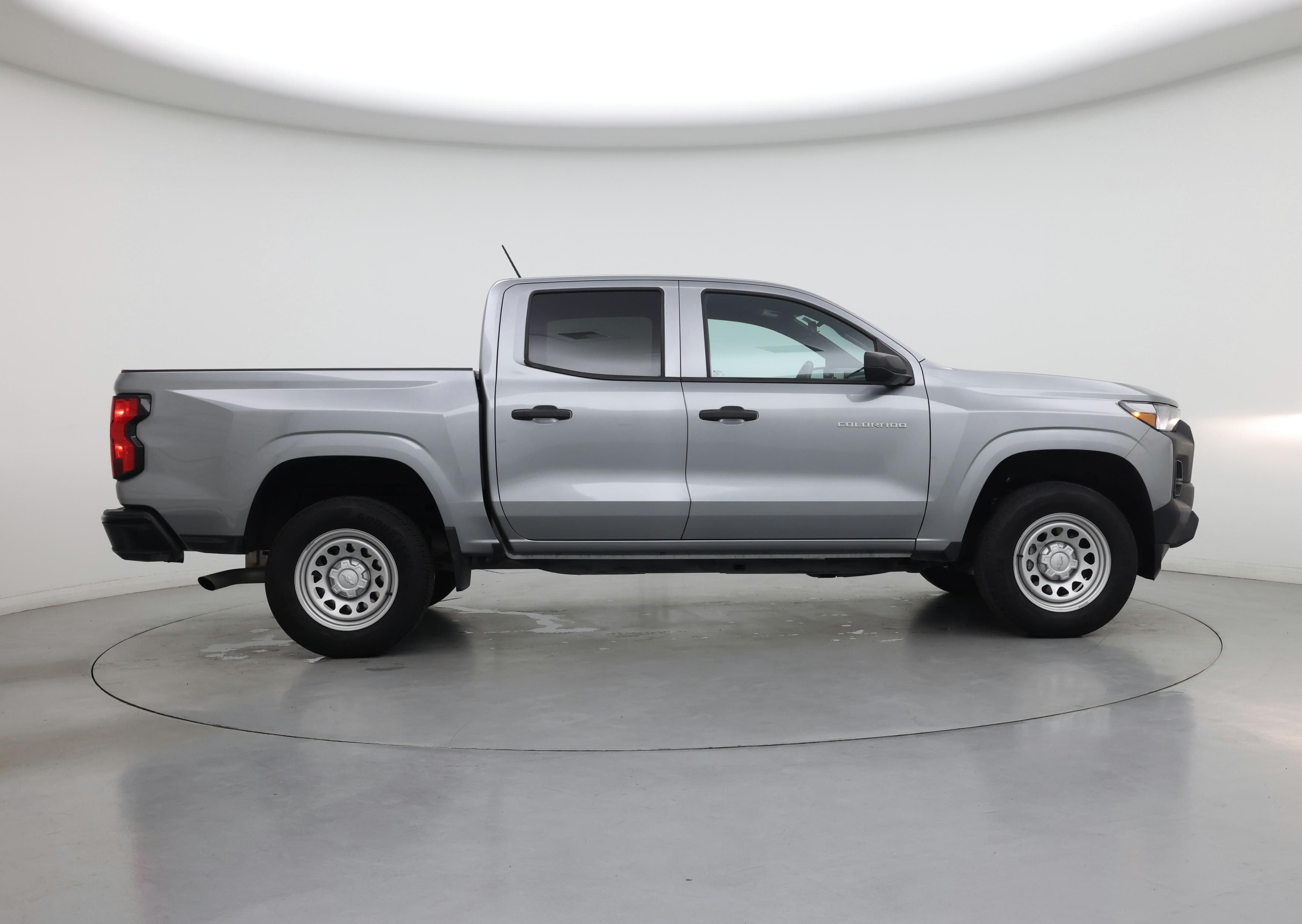 Thumbnail: 2023 Chevrolet Colorado - 7