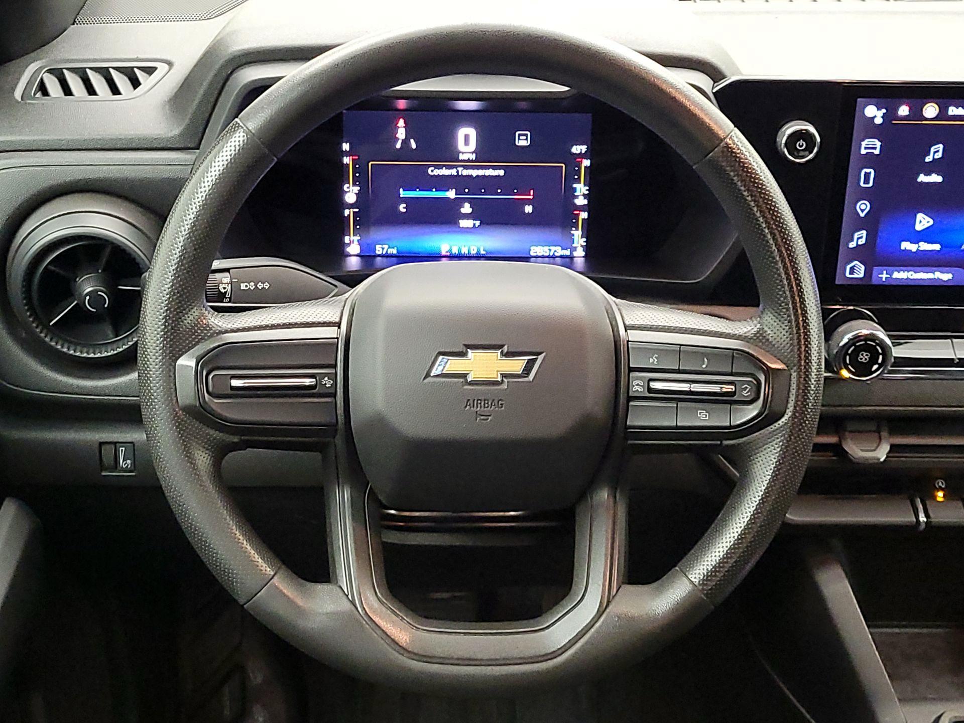 Thumbnail: 2023 Chevrolet Colorado - 10