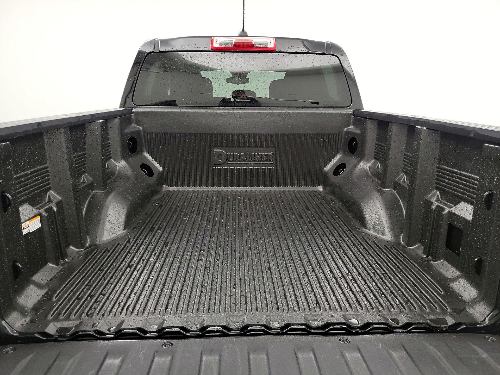 Thumbnail: 2023 Chevrolet Colorado - 20