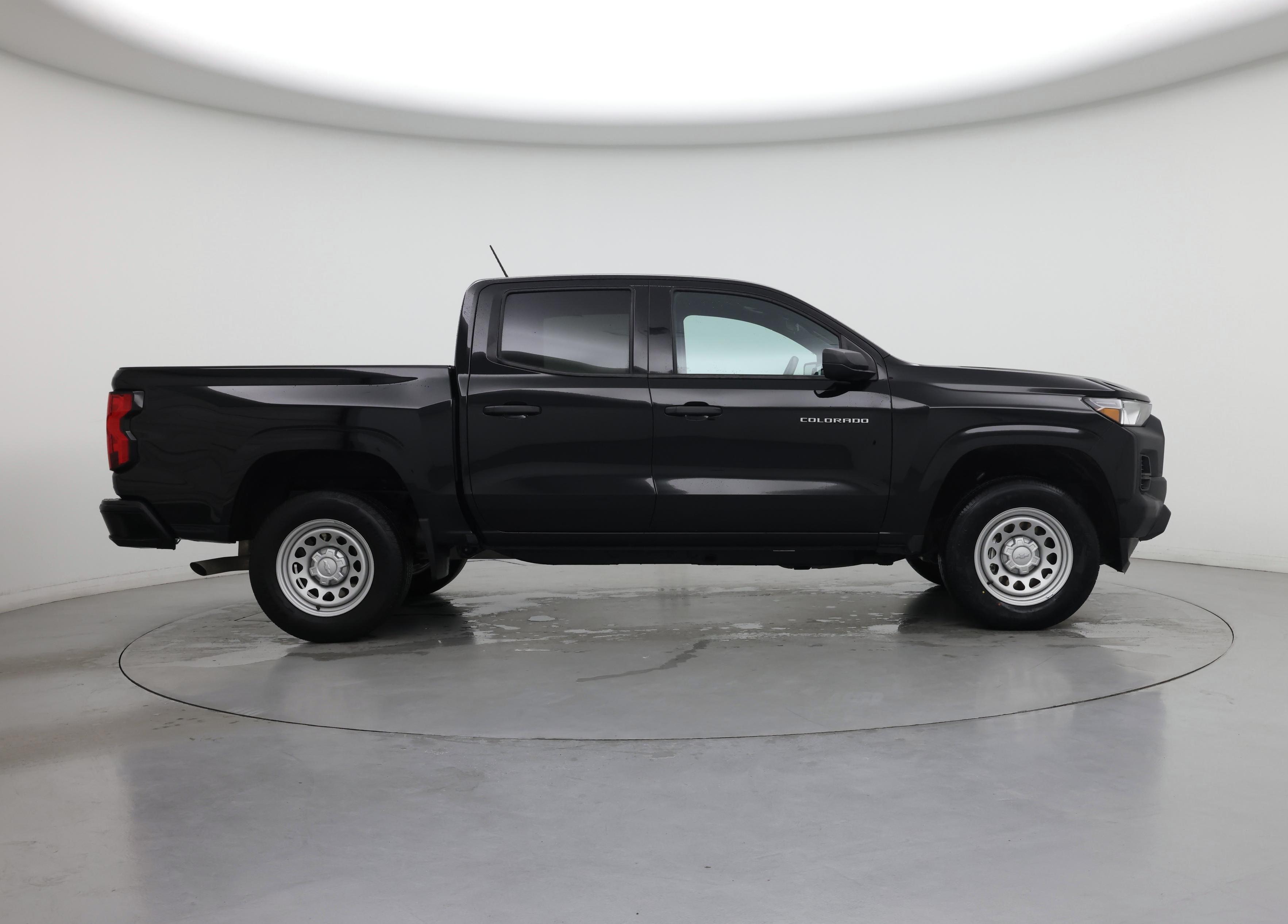 Thumbnail: 2023 Chevrolet Colorado - 7