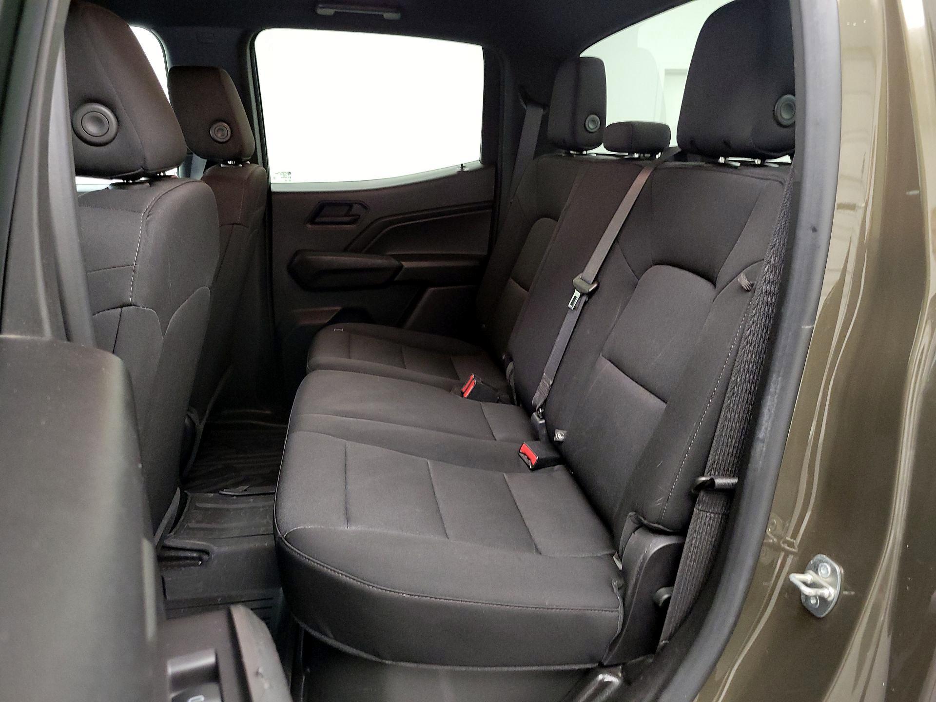 Thumbnail: 2023 Chevrolet Colorado - 20