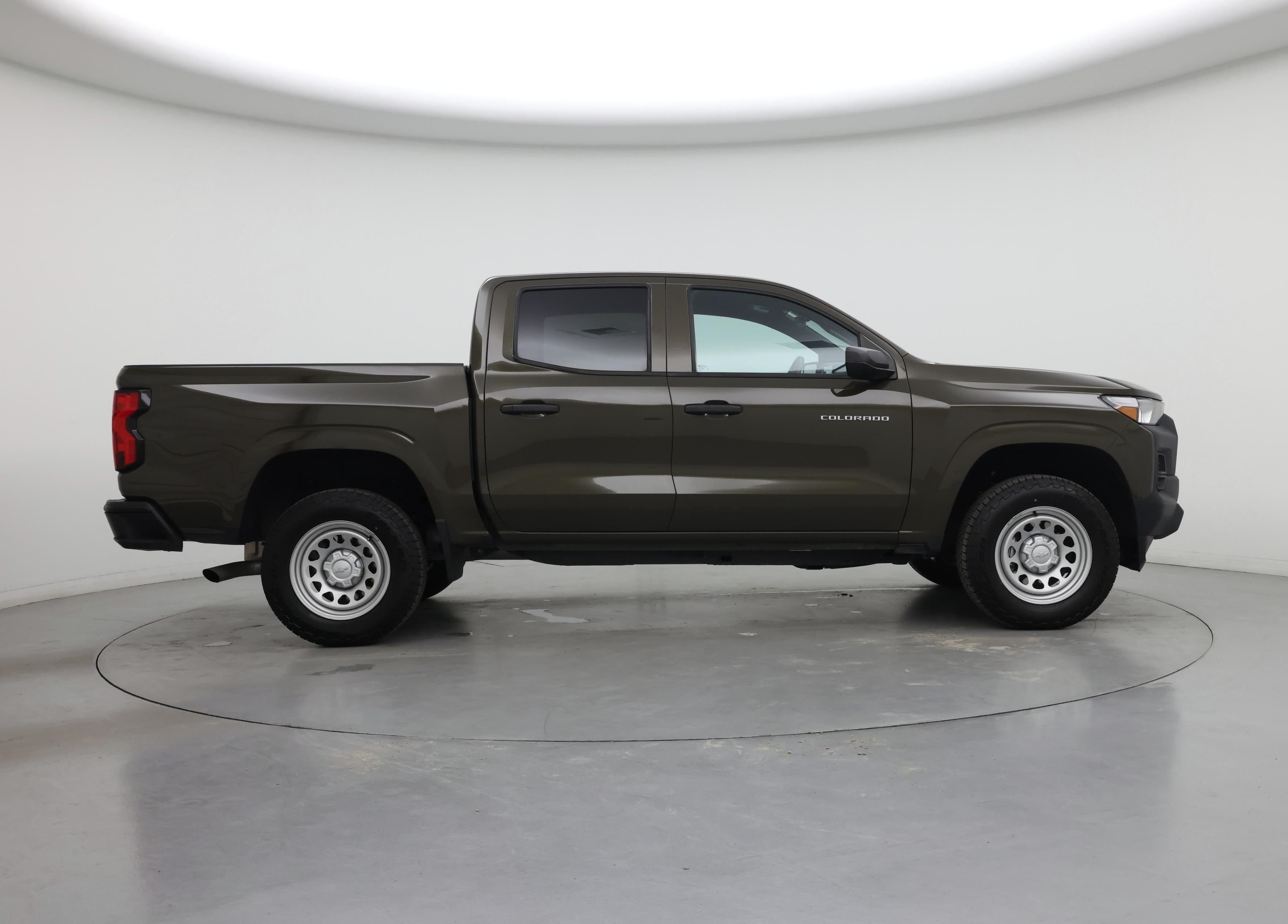 Thumbnail: 2023 Chevrolet Colorado - 7