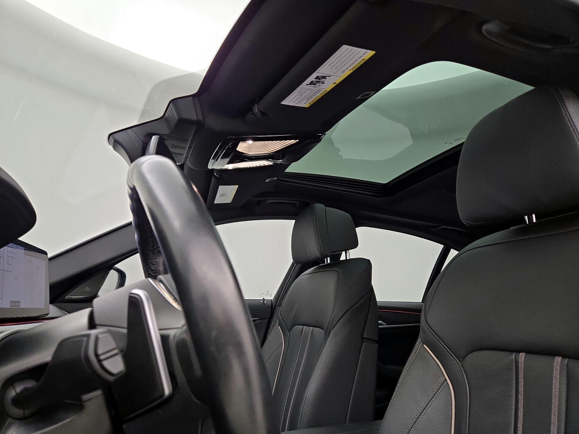 Thumbnail: 2022 BMW 5 Series - 20