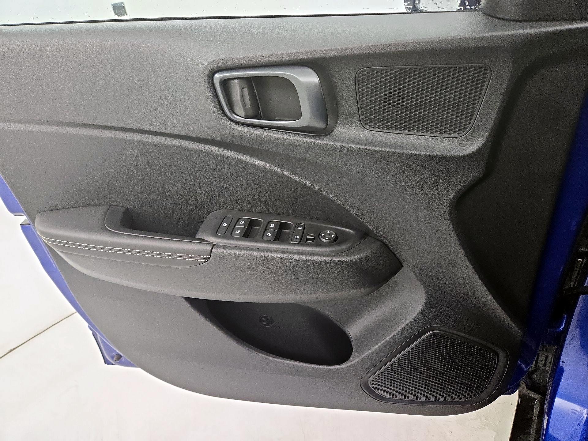 Thumbnail: 2025 Hyundai Venue - 12