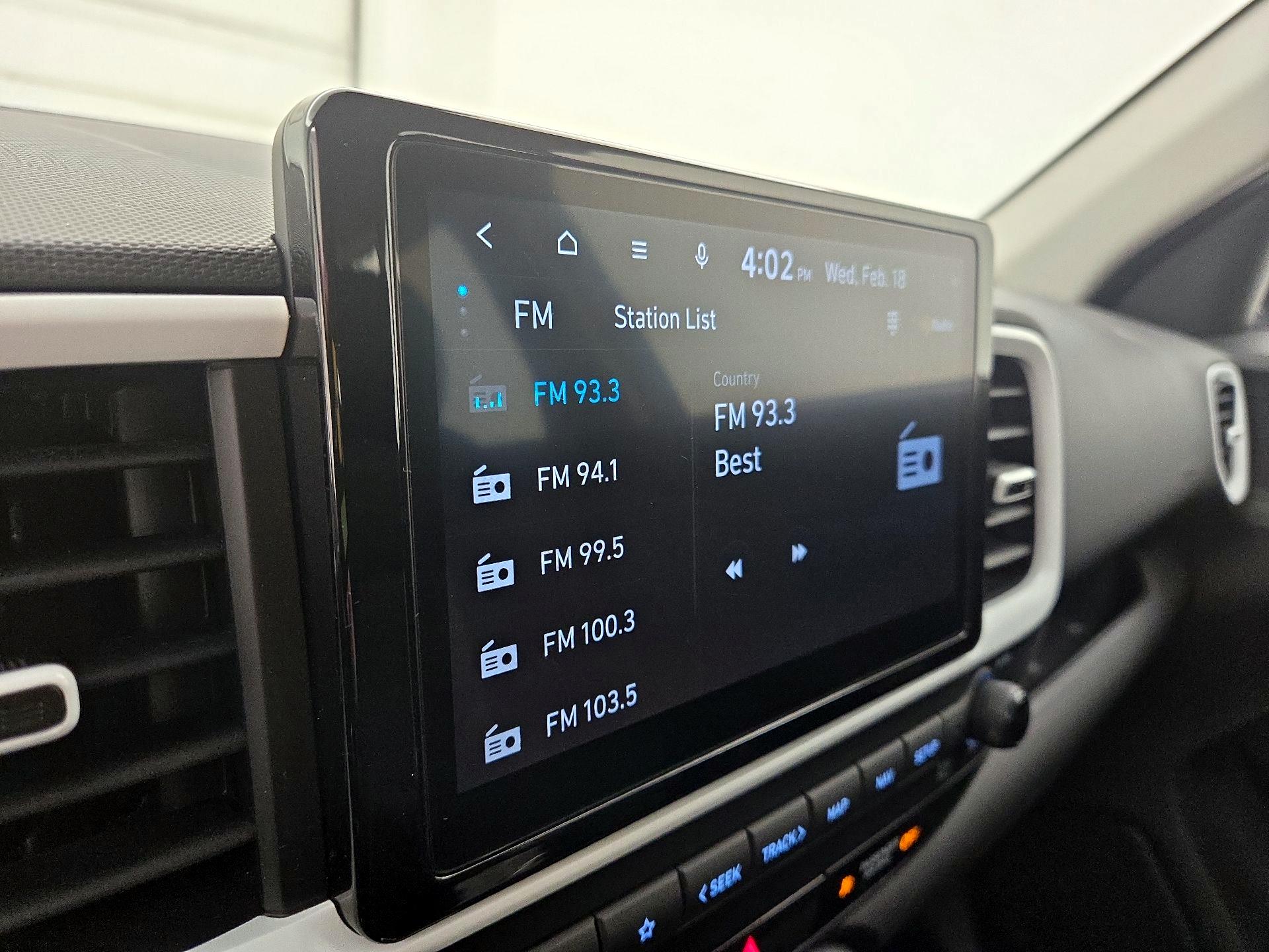 Thumbnail: 2025 Hyundai Venue - 16