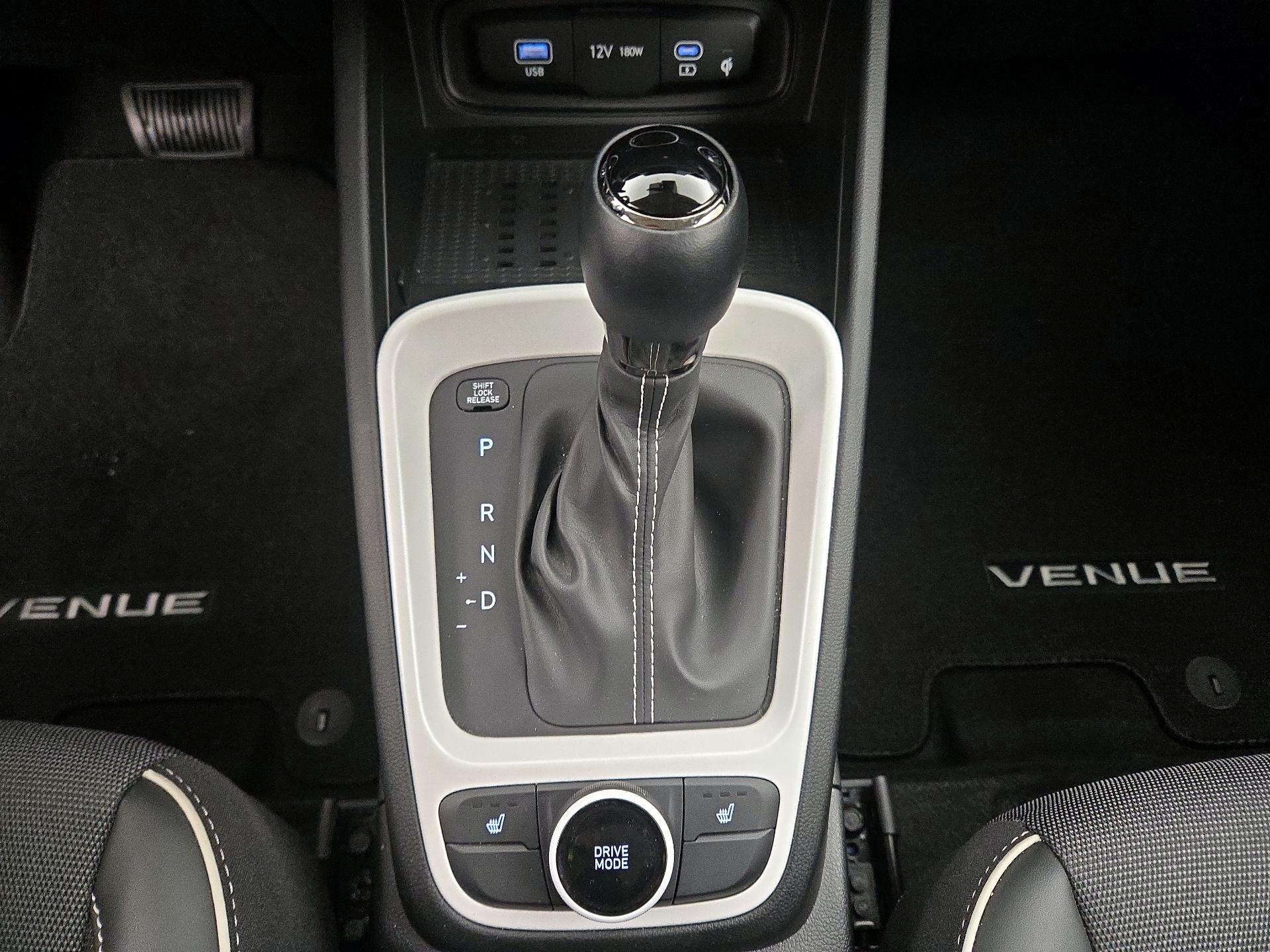 Thumbnail: 2025 Hyundai Venue - 18