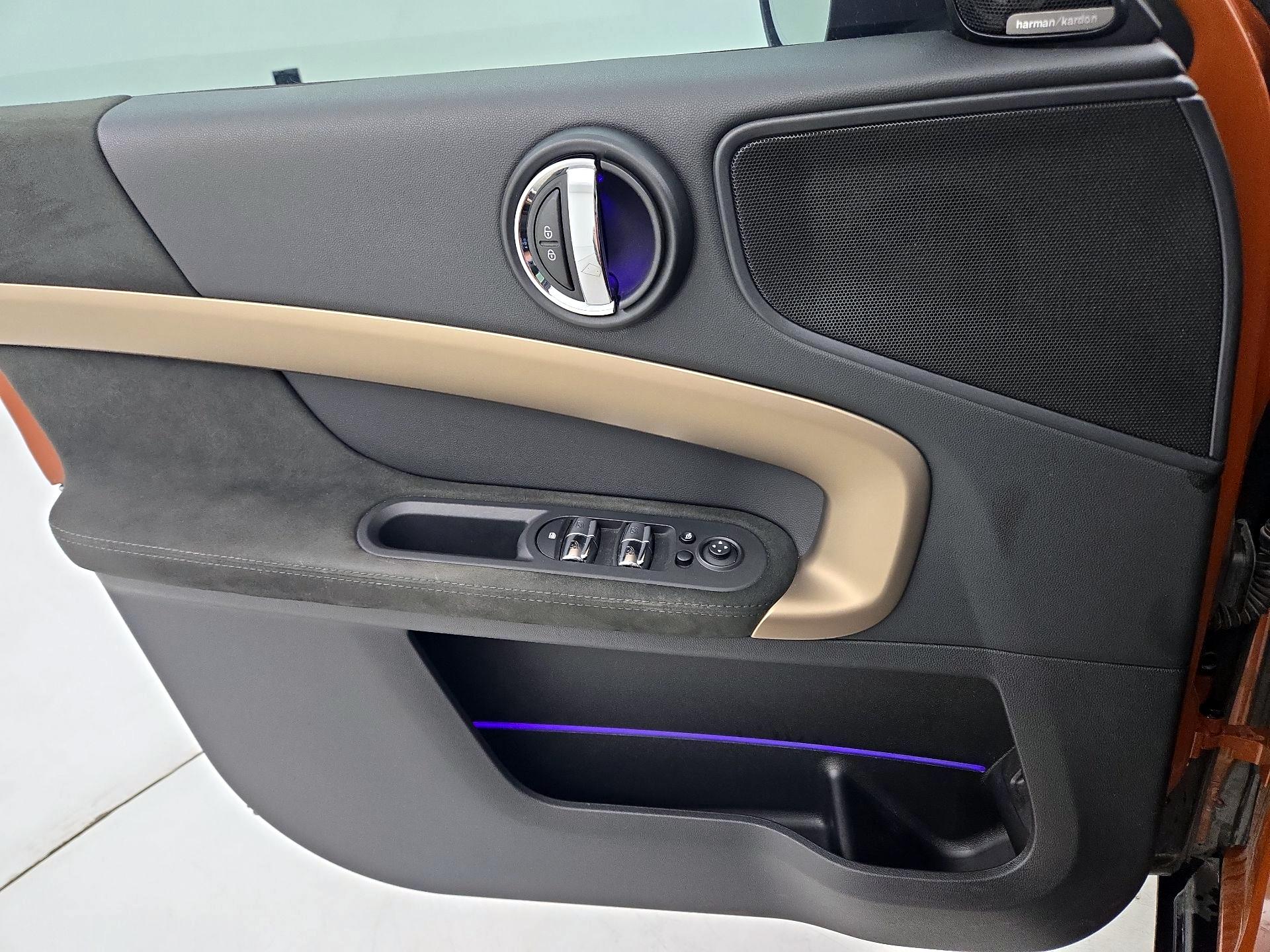 Thumbnail: 2020 MINI Cooper Countryman - 12