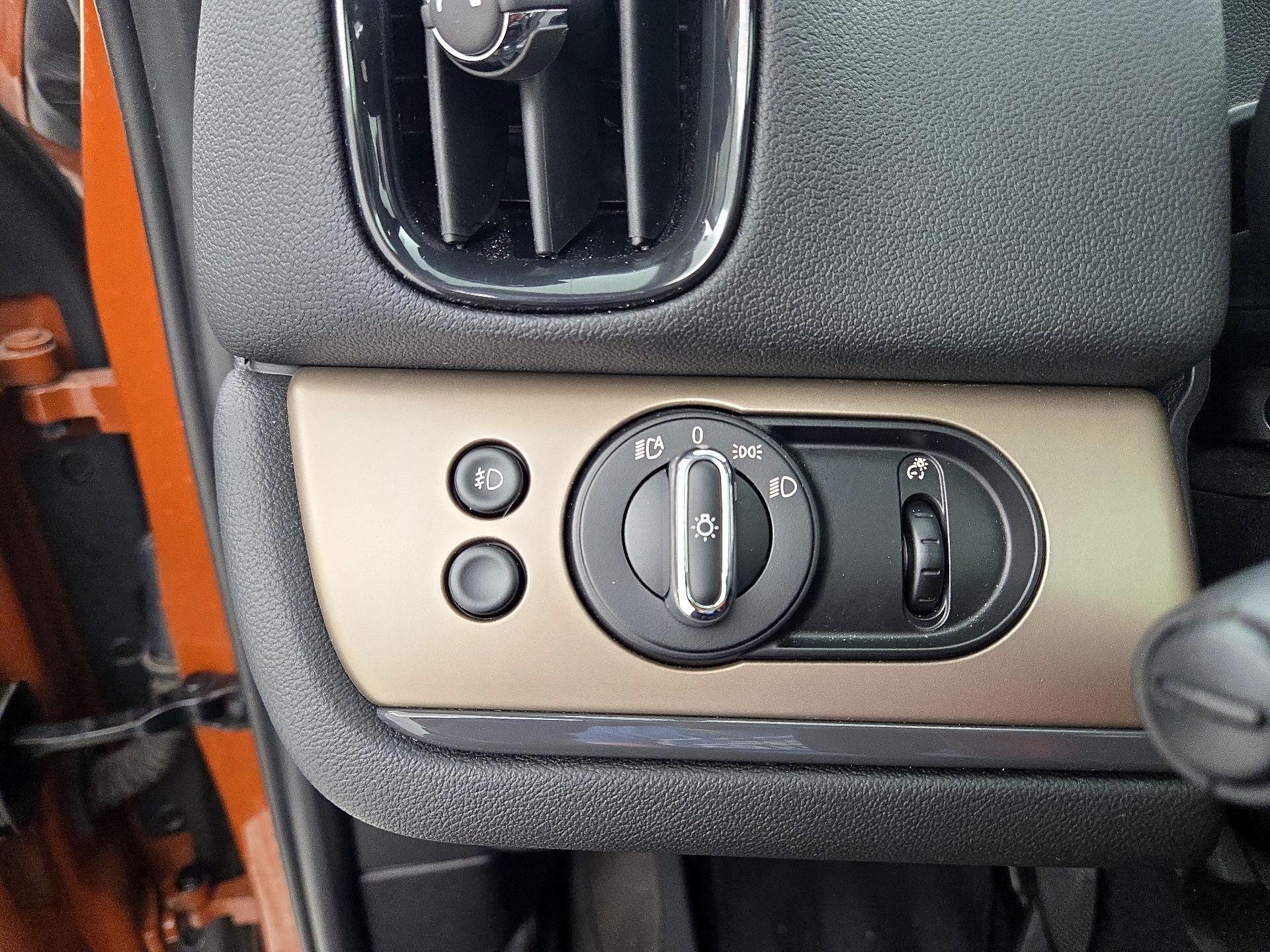 Thumbnail: 2020 MINI Cooper Countryman - 13