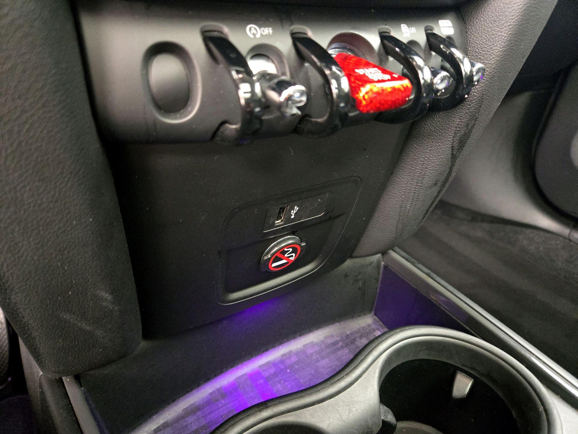 Thumbnail: 2020 MINI Cooper Countryman - 19