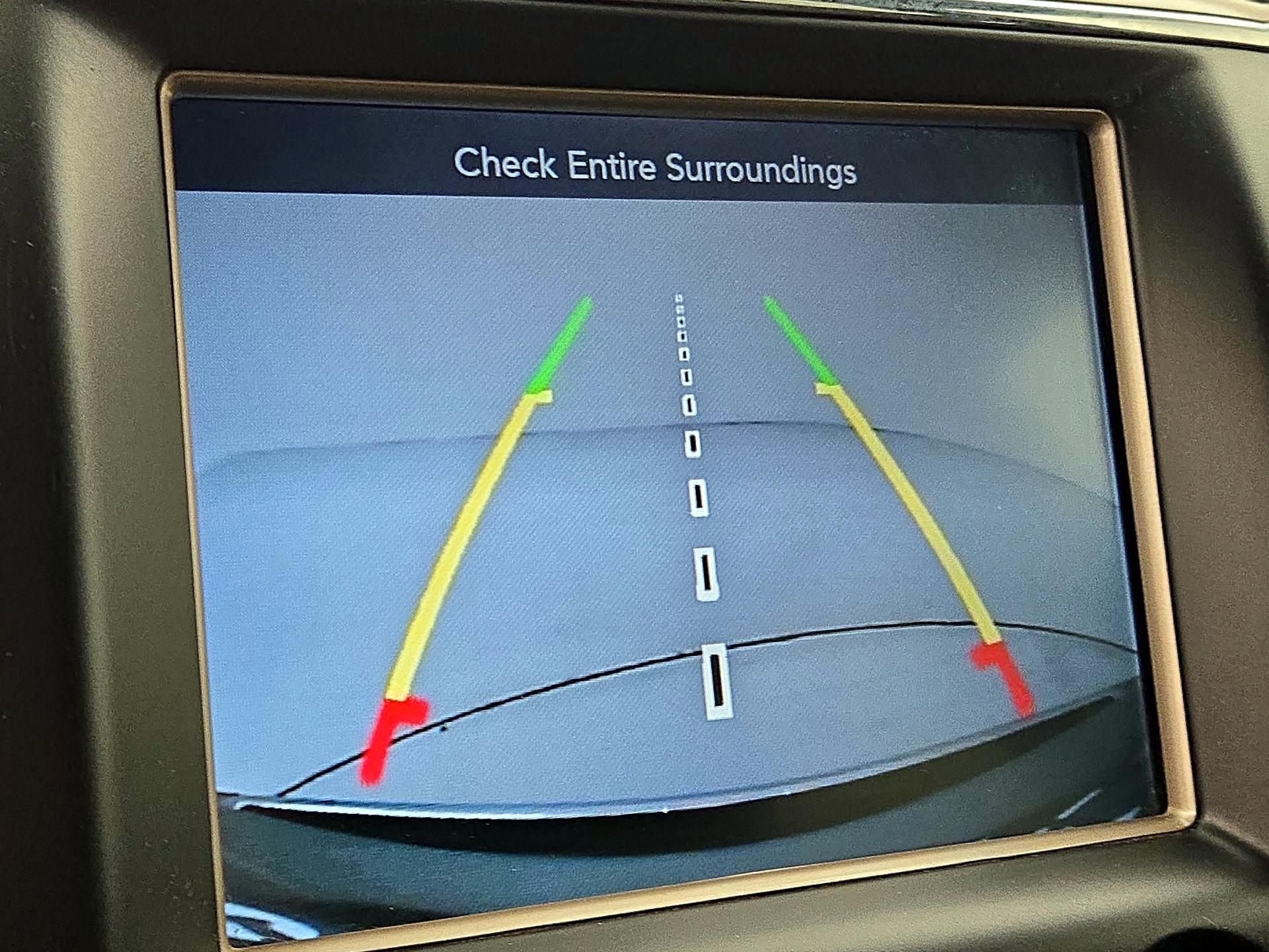 Thumbnail: 2014 Jeep Grand Cherokee - 15