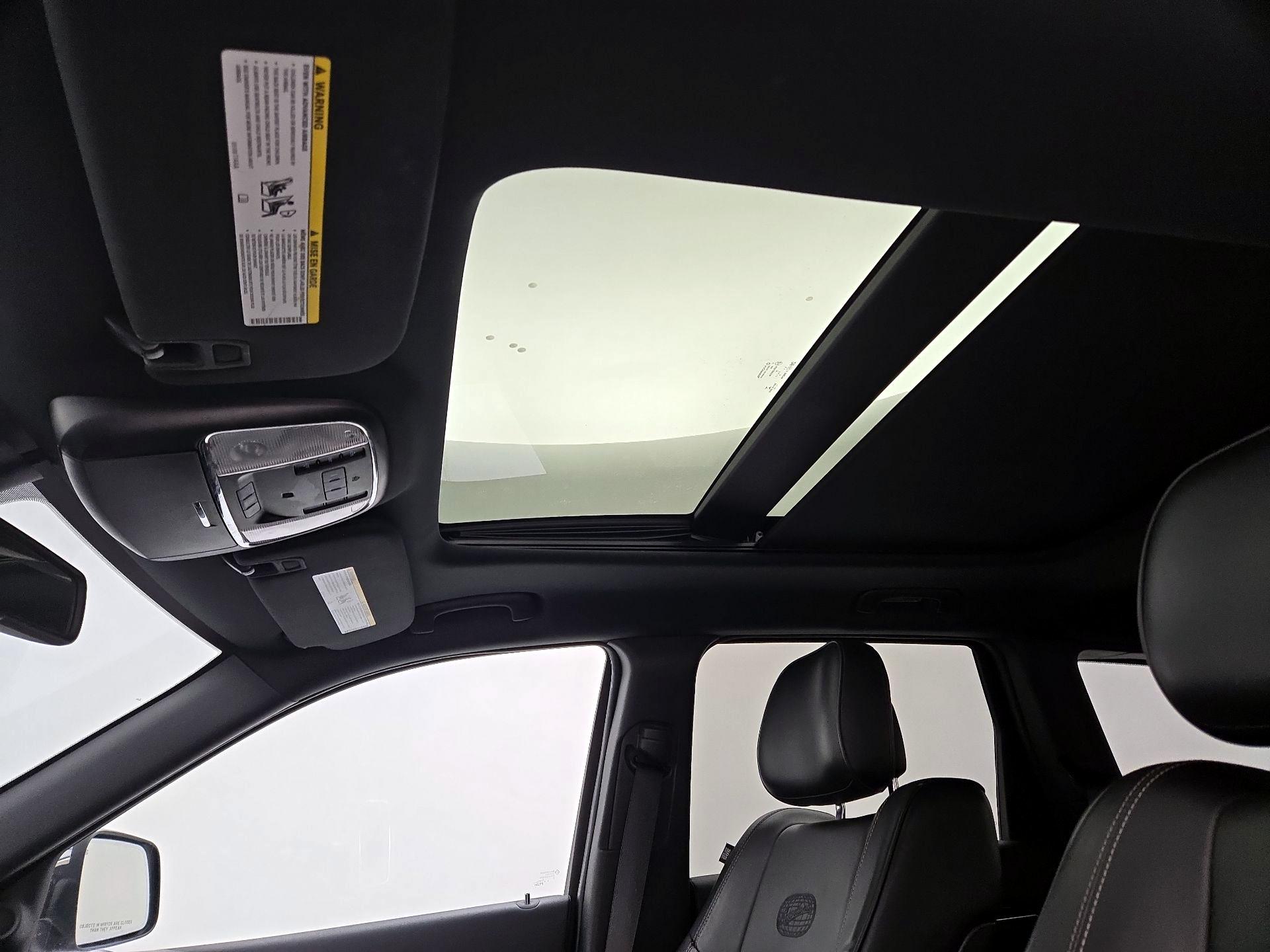 Thumbnail: 2014 Jeep Grand Cherokee - 20