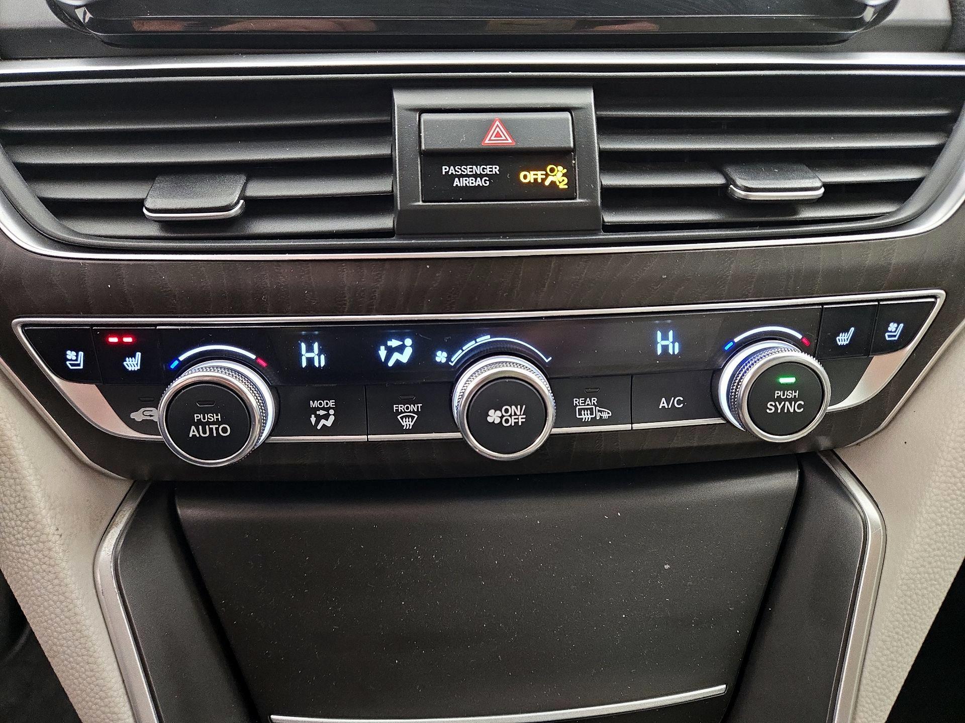 Thumbnail: 2018 Honda Accord - 17