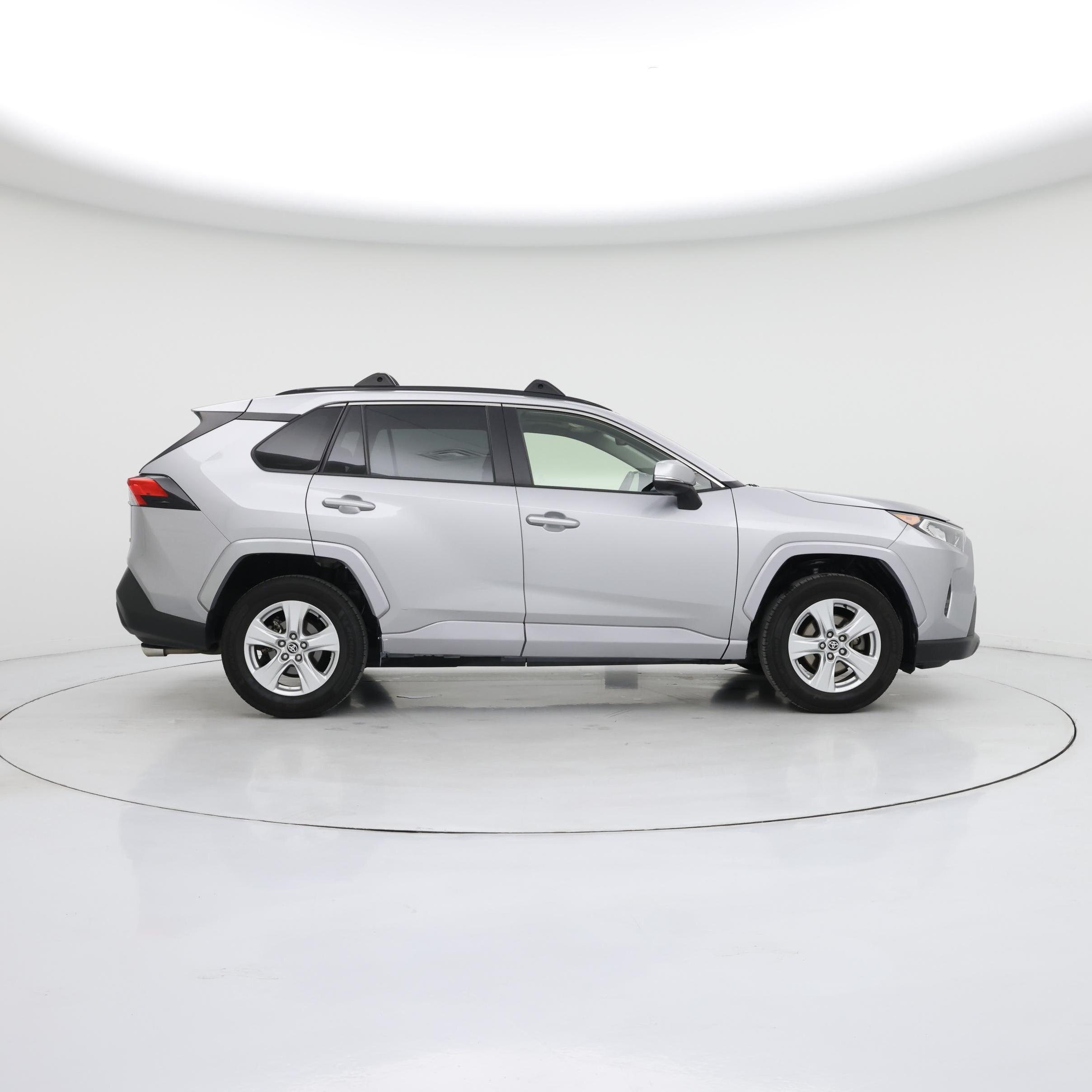 Thumbnail: 2020 Toyota RAV4 - 7