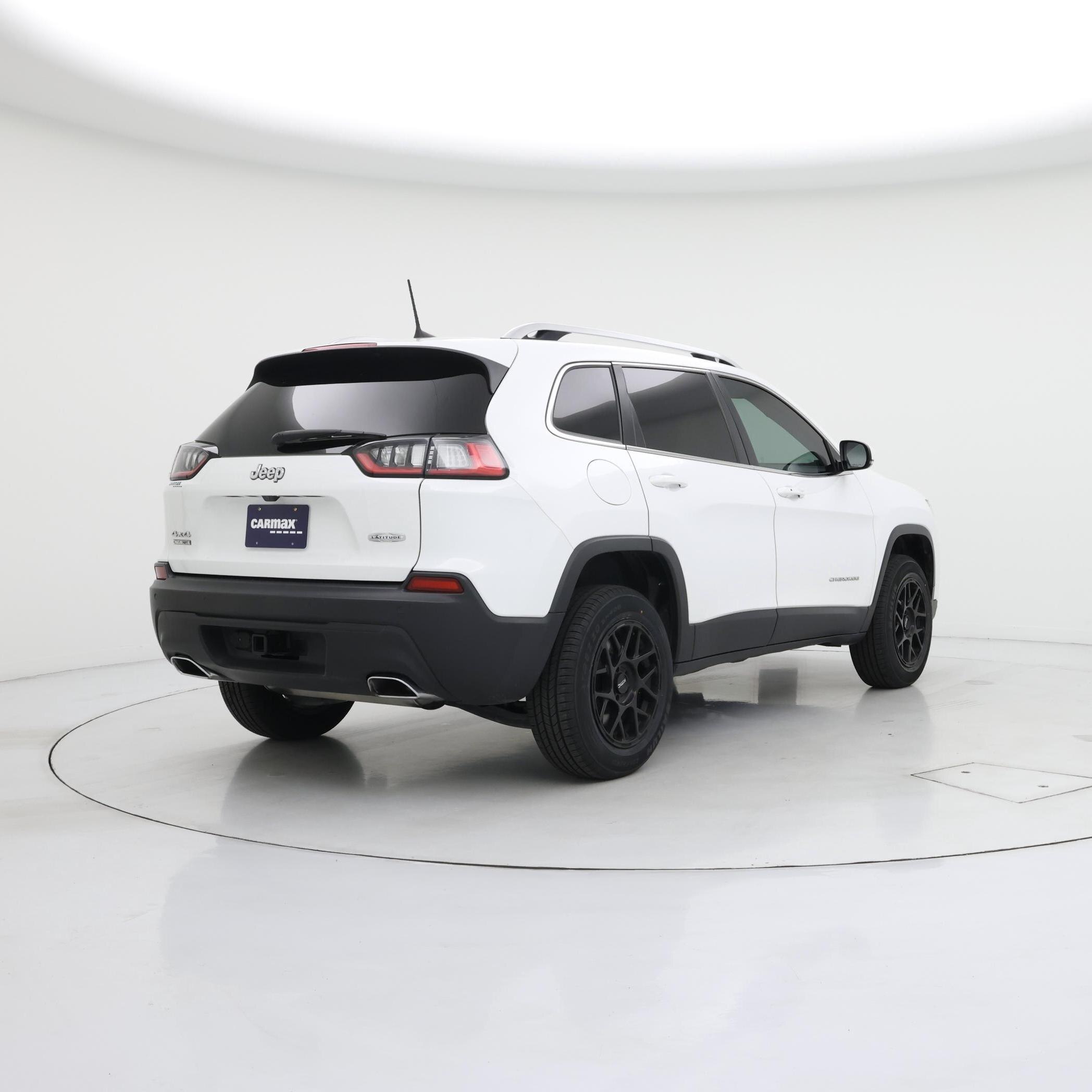 Thumbnail: 2019 Jeep Cherokee - 8