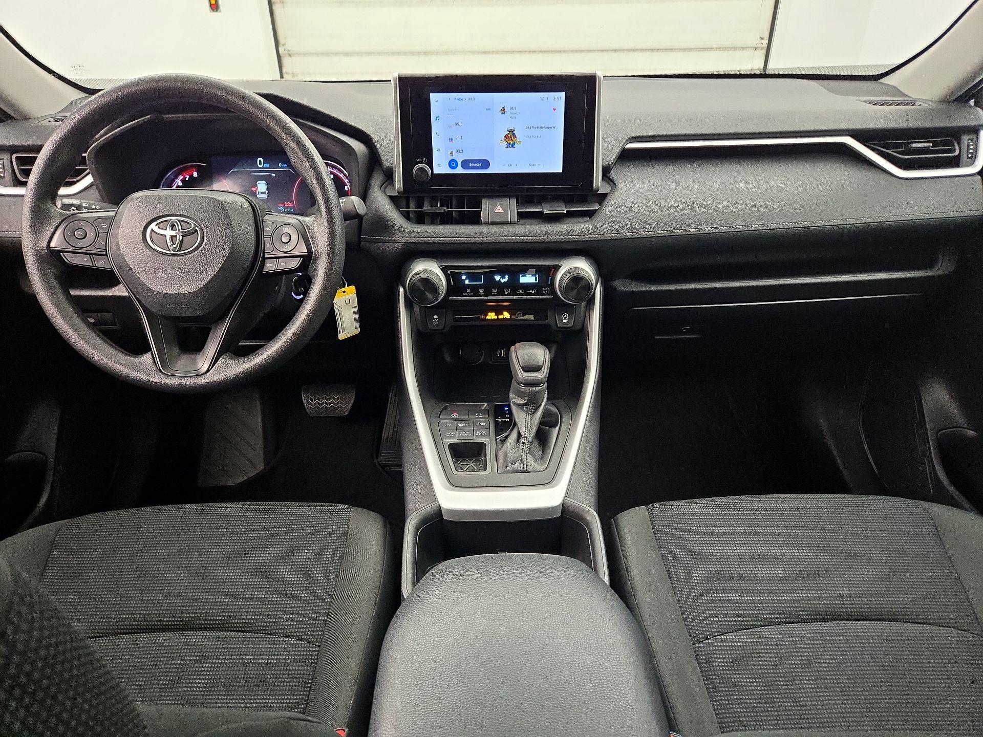 Thumbnail: 2024 Toyota RAV4 - 9