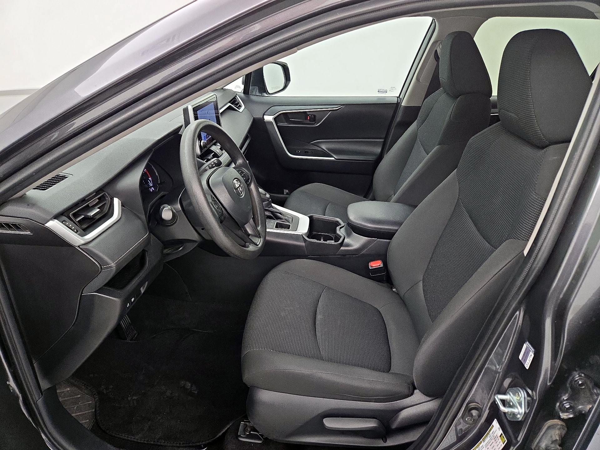 Thumbnail: 2024 Toyota RAV4 - 11