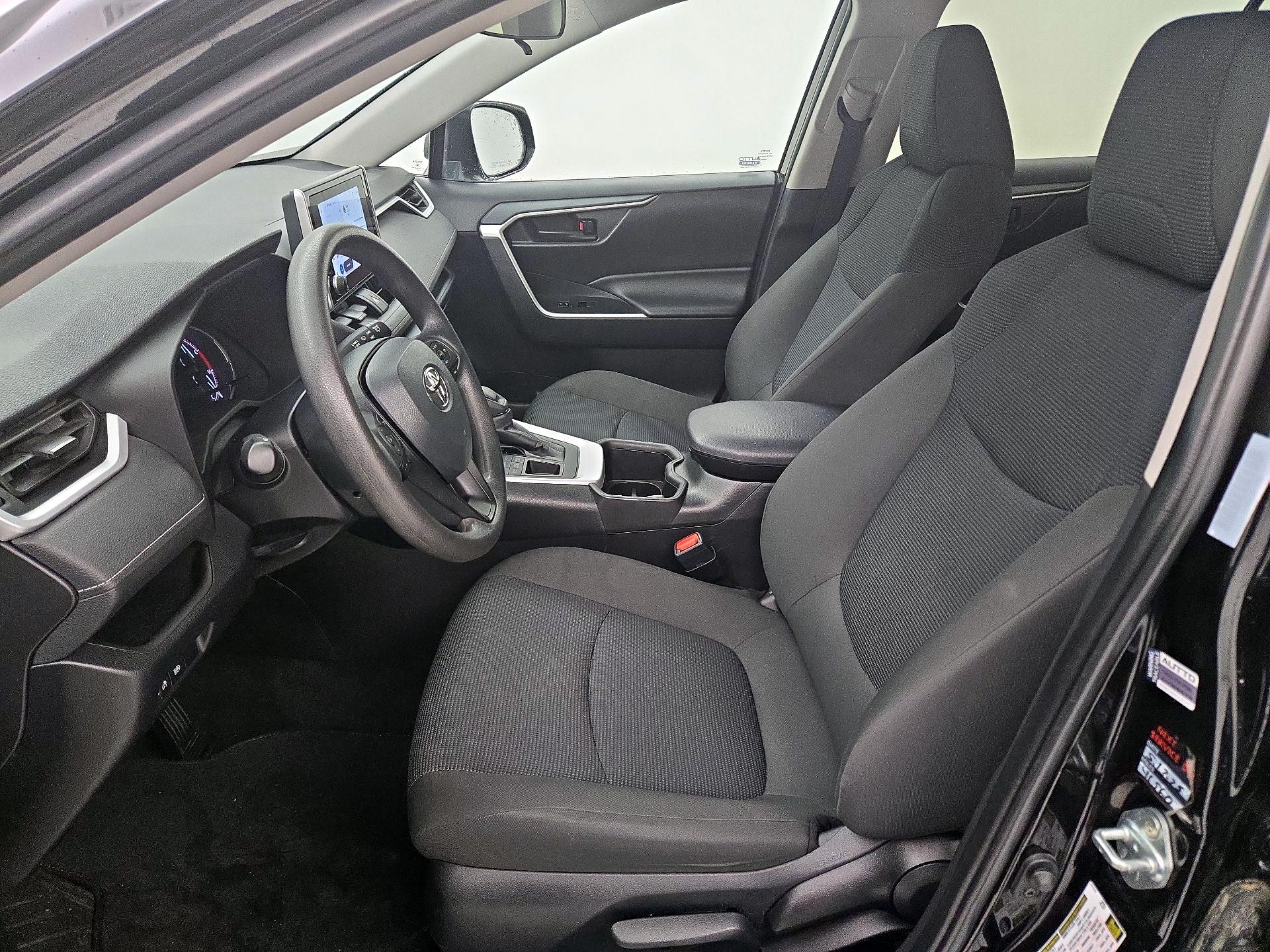 Thumbnail: 2024 Toyota RAV4 - 11