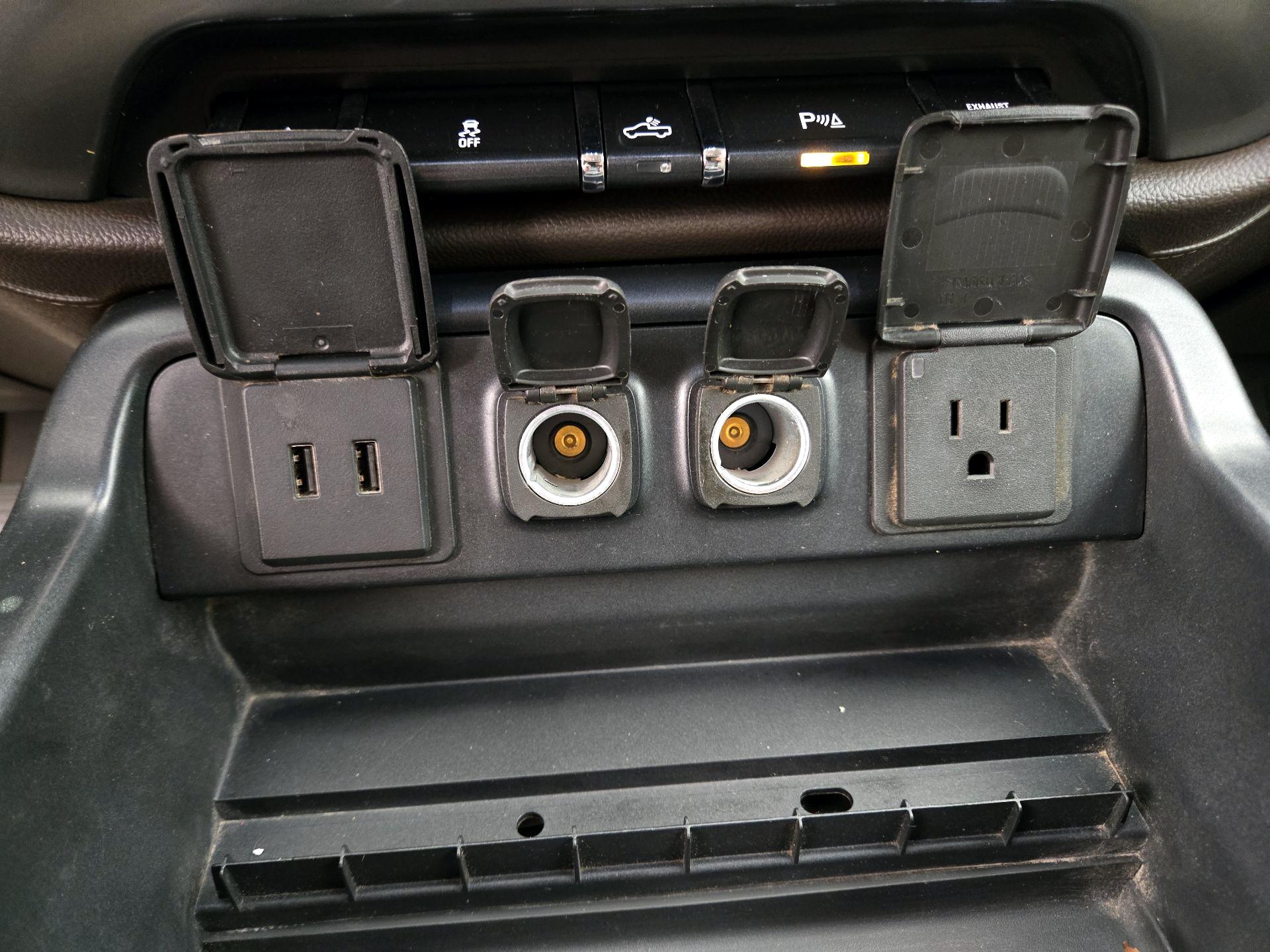 Thumbnail: 2019 Chevrolet Silverado 3500 - 18