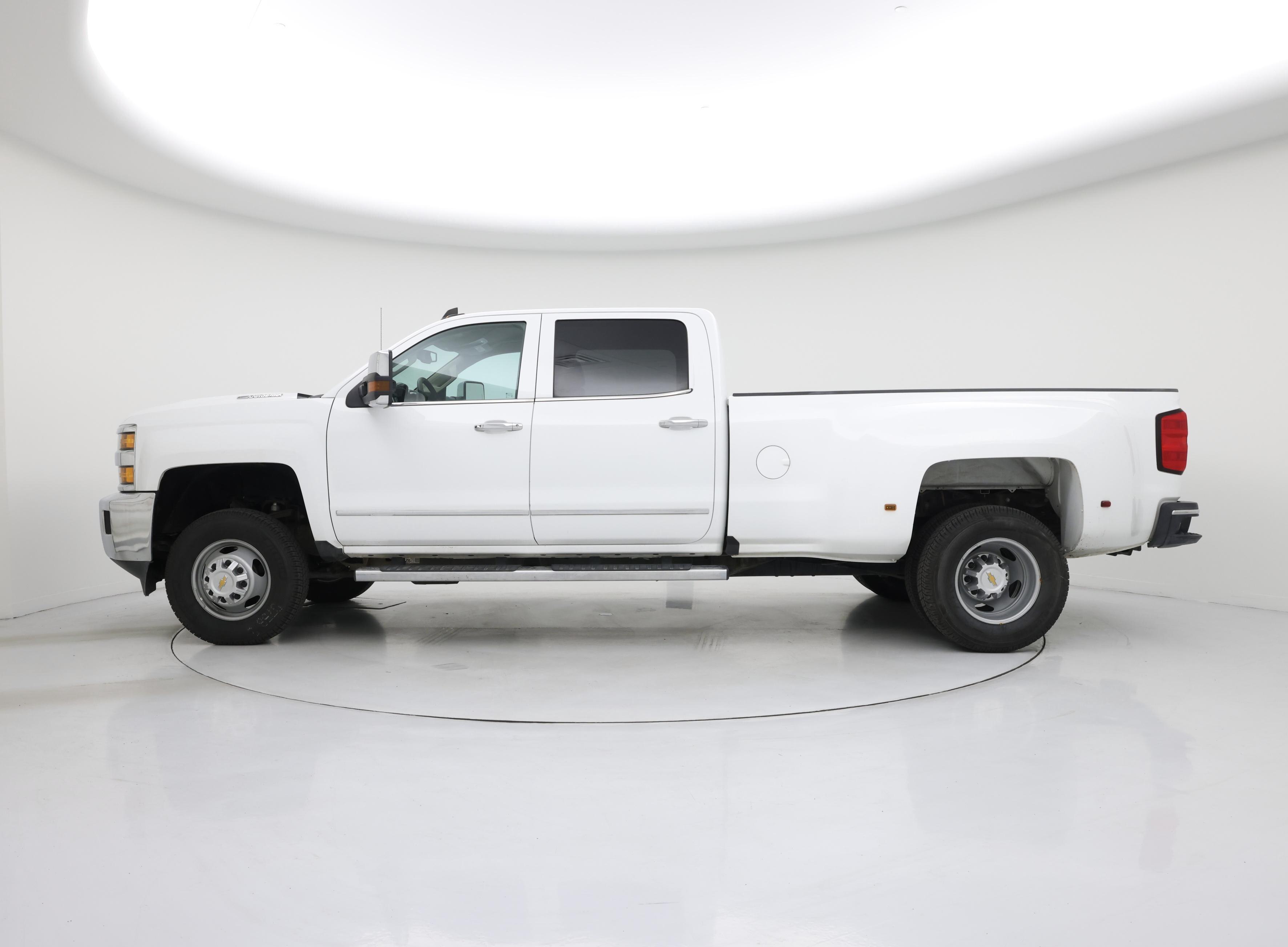 Thumbnail: 2019 Chevrolet Silverado 3500 - 3
