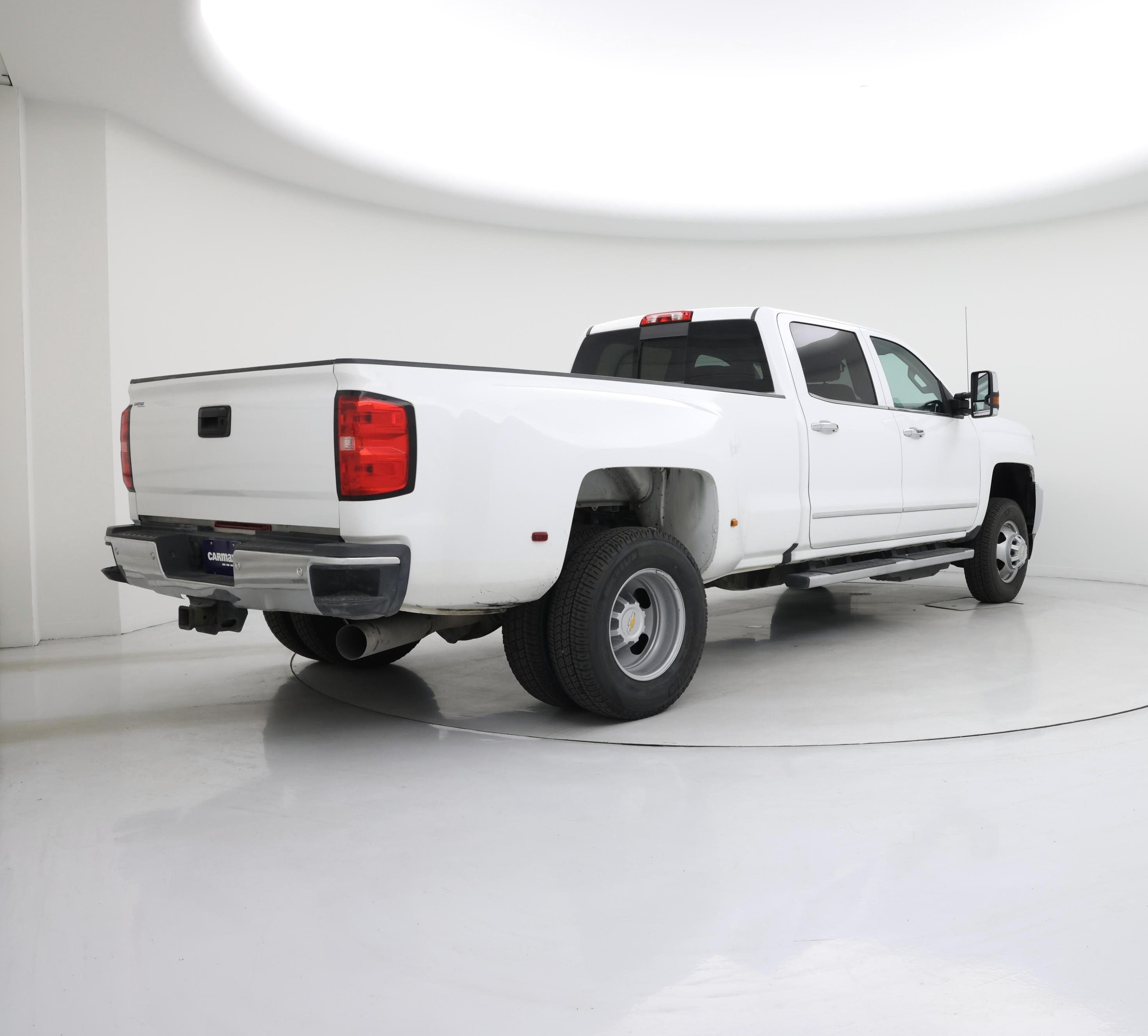 Thumbnail: 2019 Chevrolet Silverado 3500 - 8