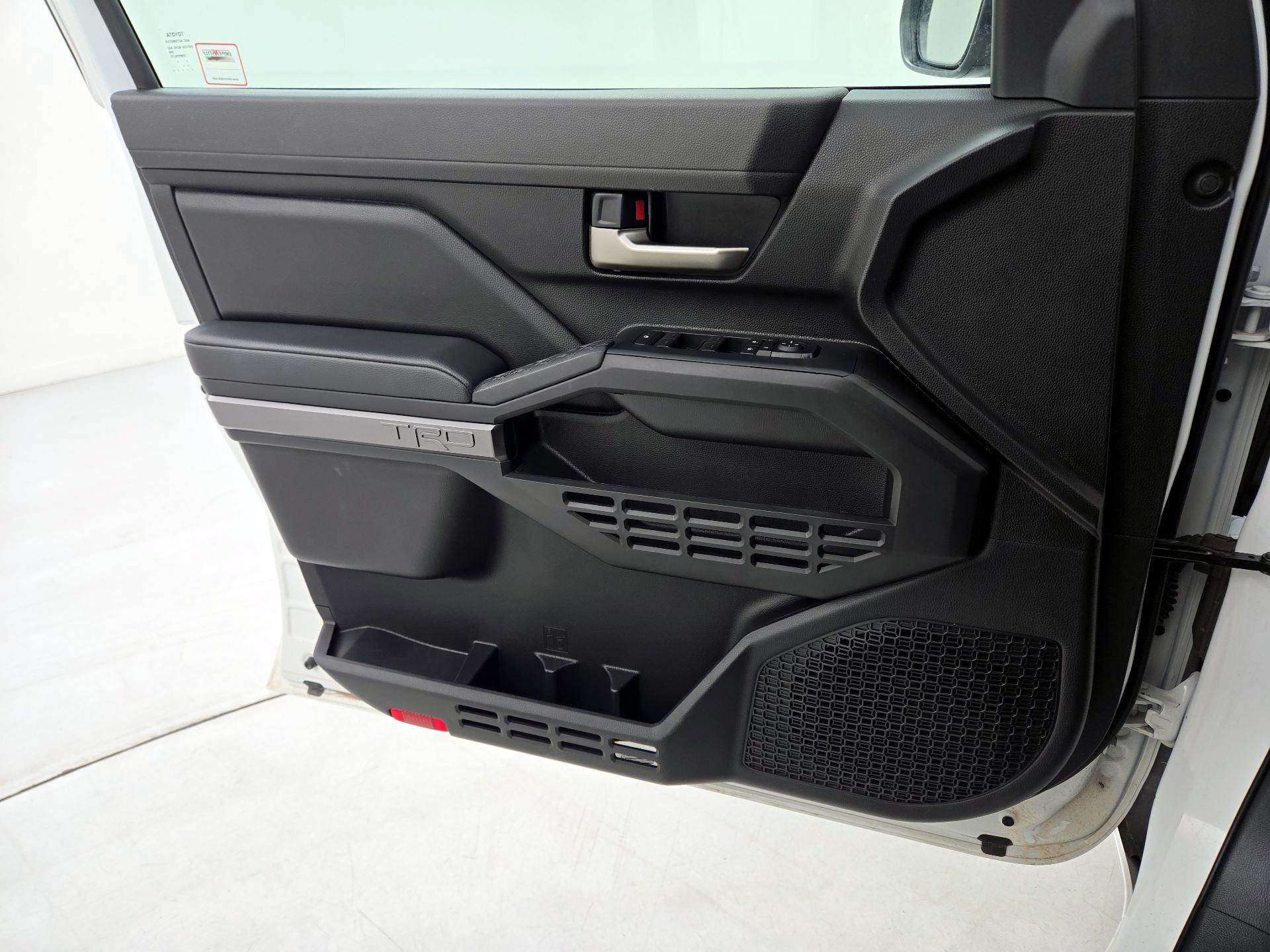 Thumbnail: 2025 Toyota Tacoma - 12