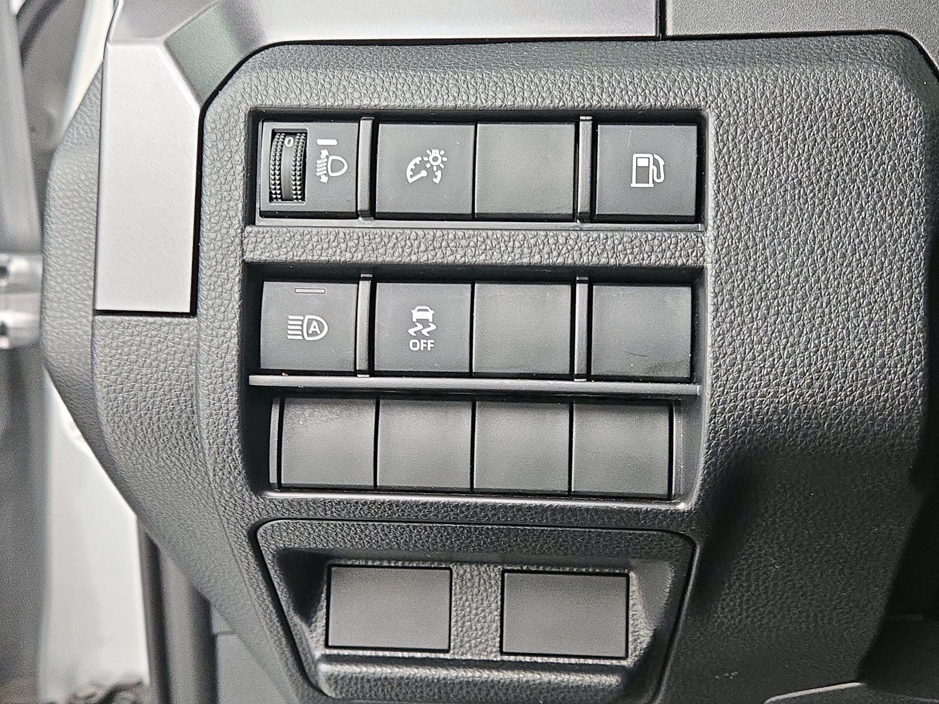 Thumbnail: 2025 Toyota 4Runner - 13