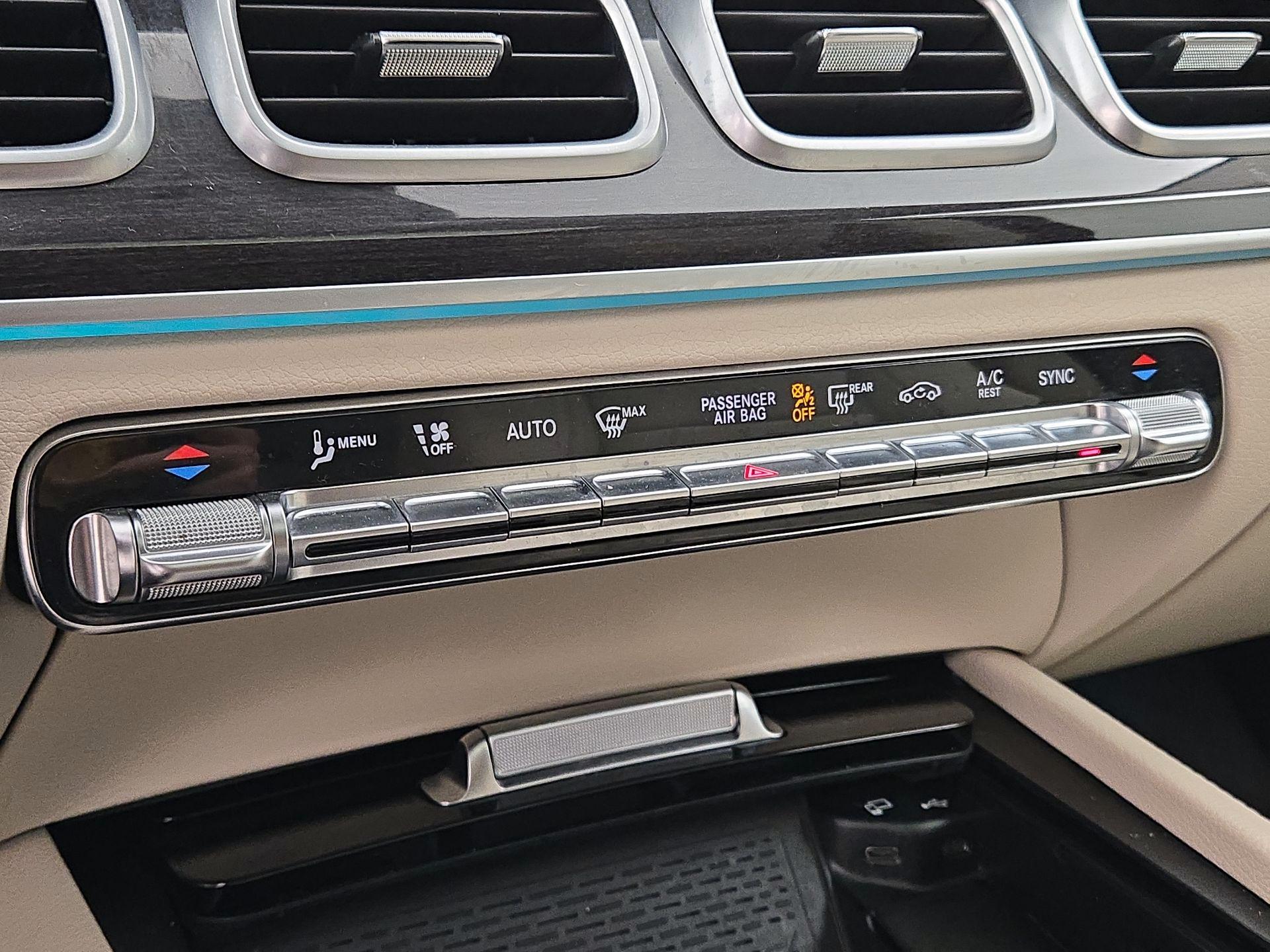 Thumbnail: 2020 Mercedes-Benz GLE - 17