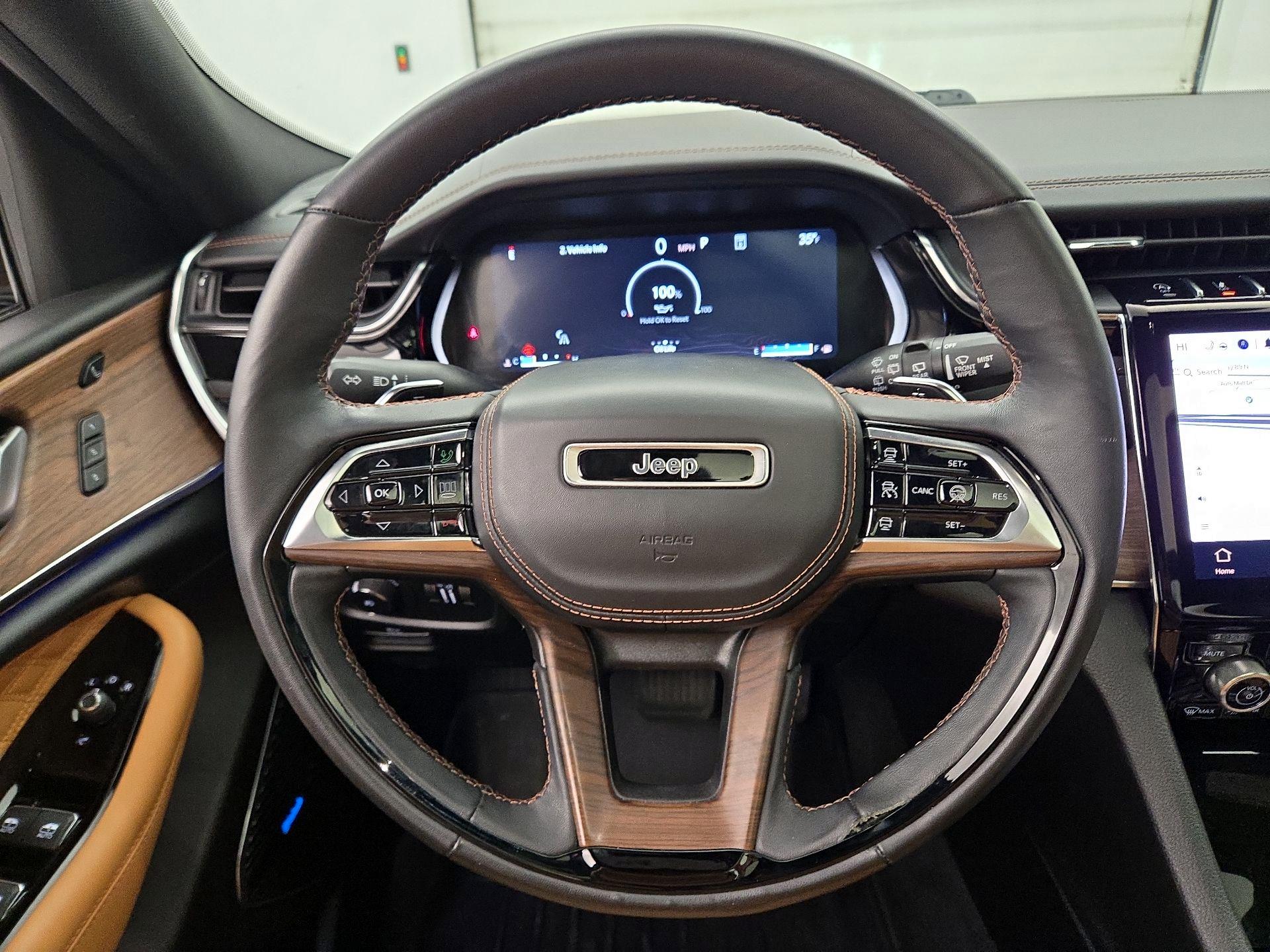 Thumbnail: 2023 Jeep Grand Cherokee L - 10