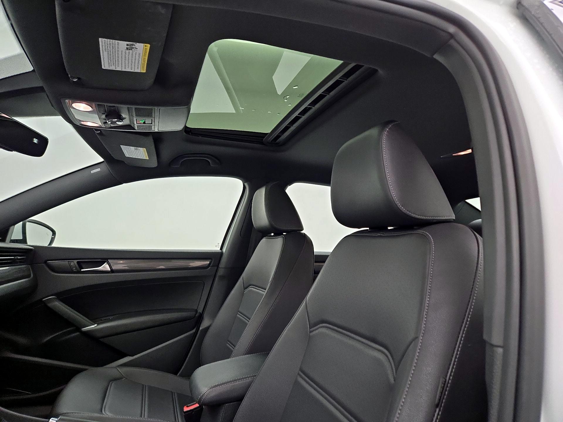 Thumbnail: 2021 Volkswagen Passat - 20