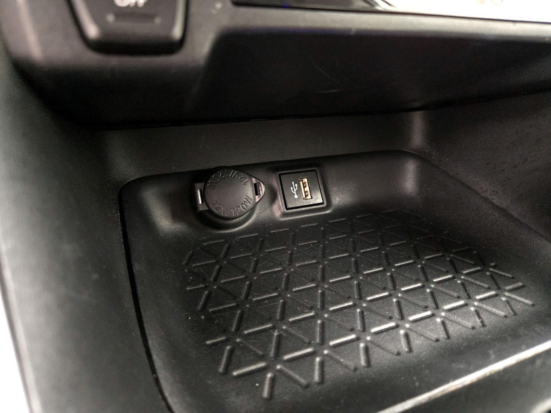 Thumbnail: 2024 Toyota RAV4 - 18